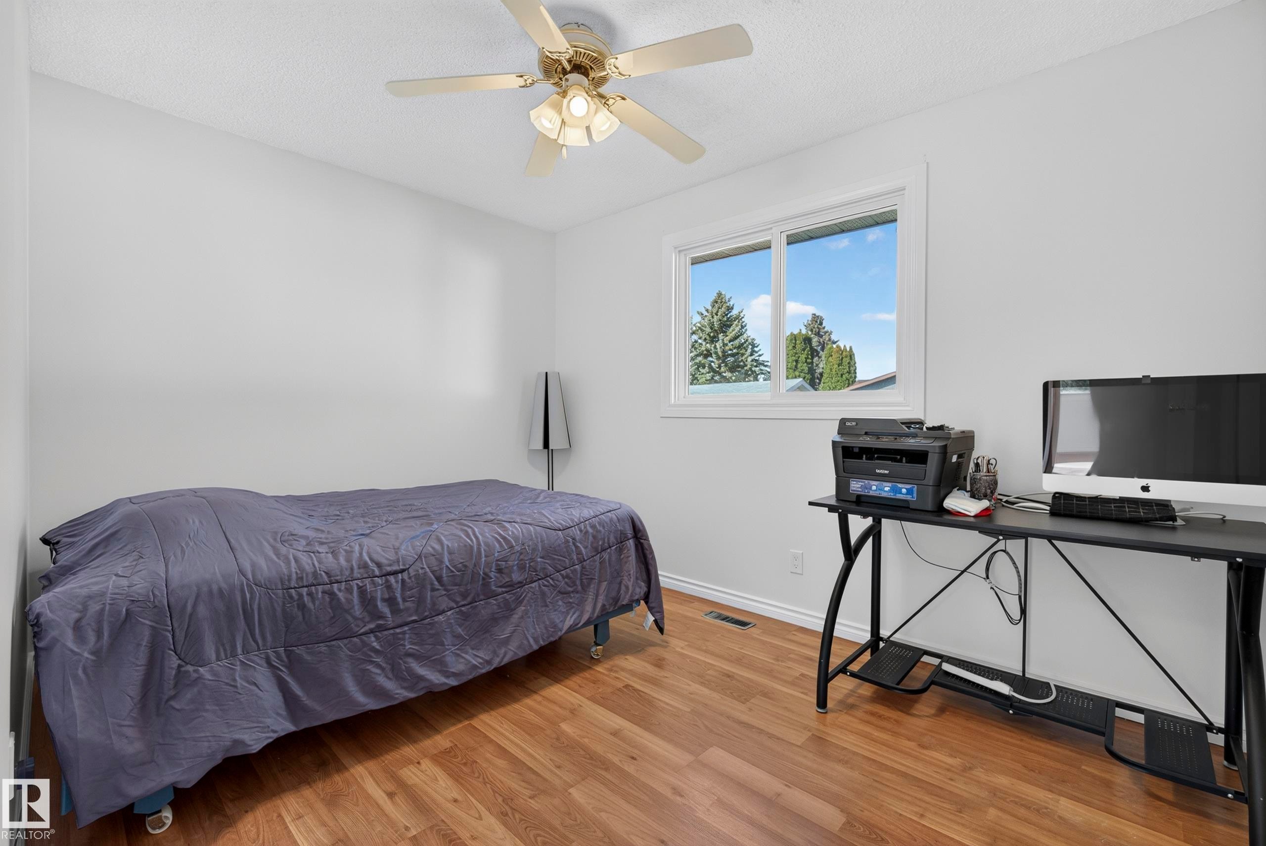 1908 62 Street Nw, Edmonton, AB