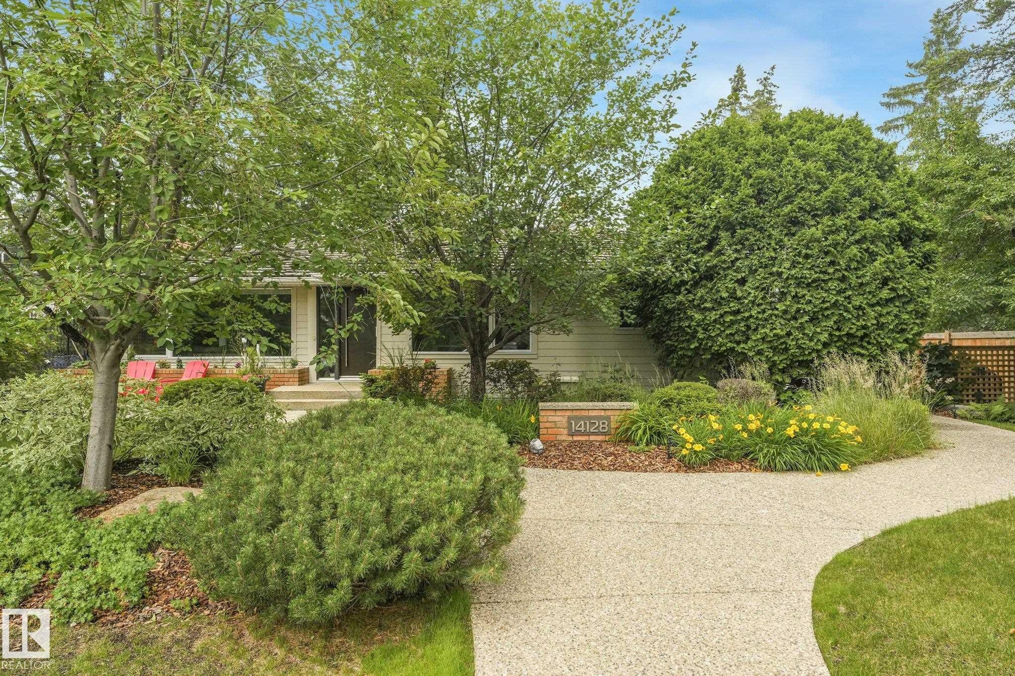 14128 98 Avenue Nw, Edmonton, AB - Outdoor