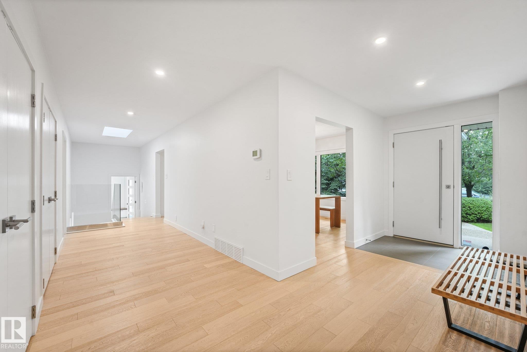 14128 98 Avenue Nw, Edmonton, AB - Indoor Photo Showing Other Room