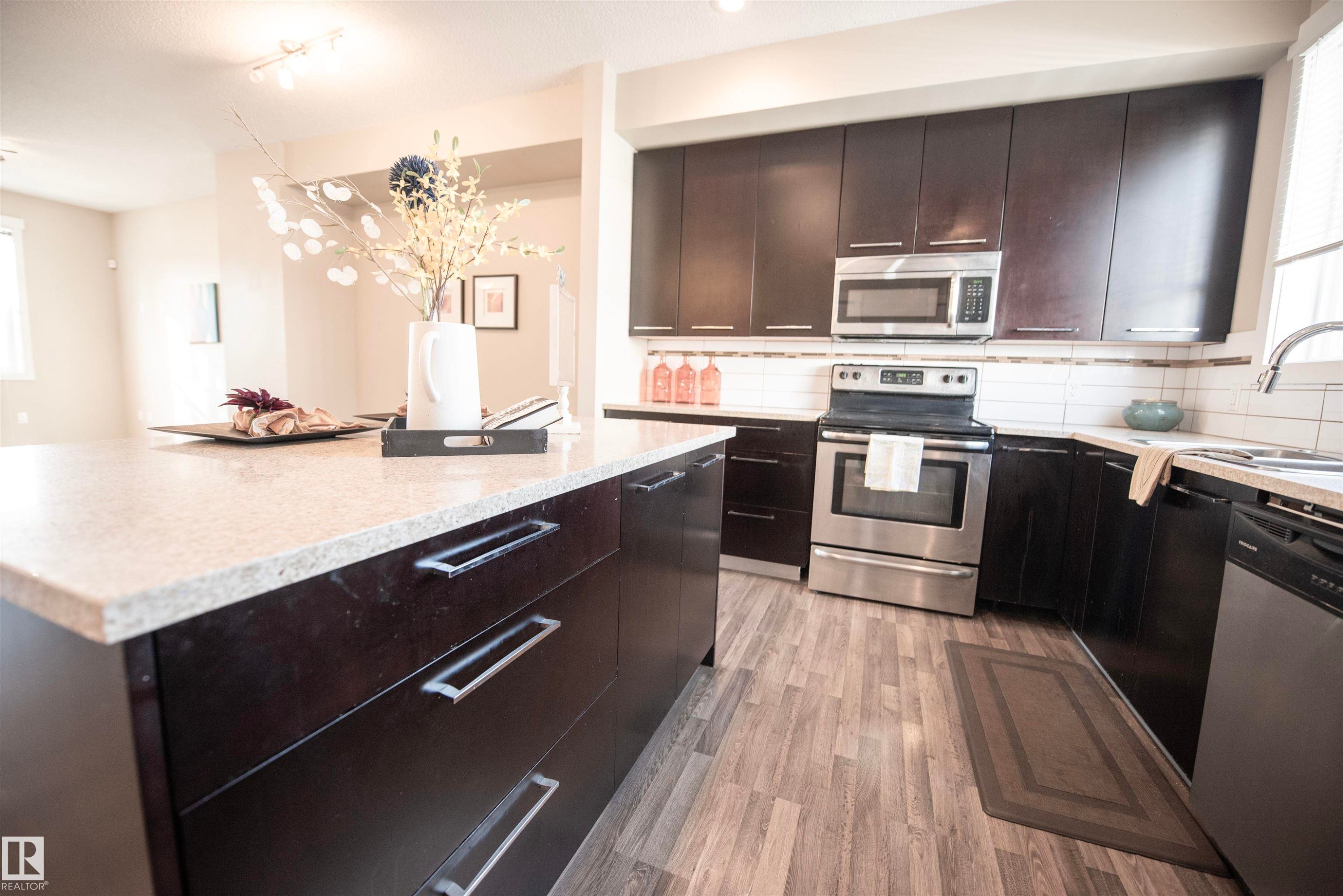 #65 8315 180 Av Nw, Edmonton, AB