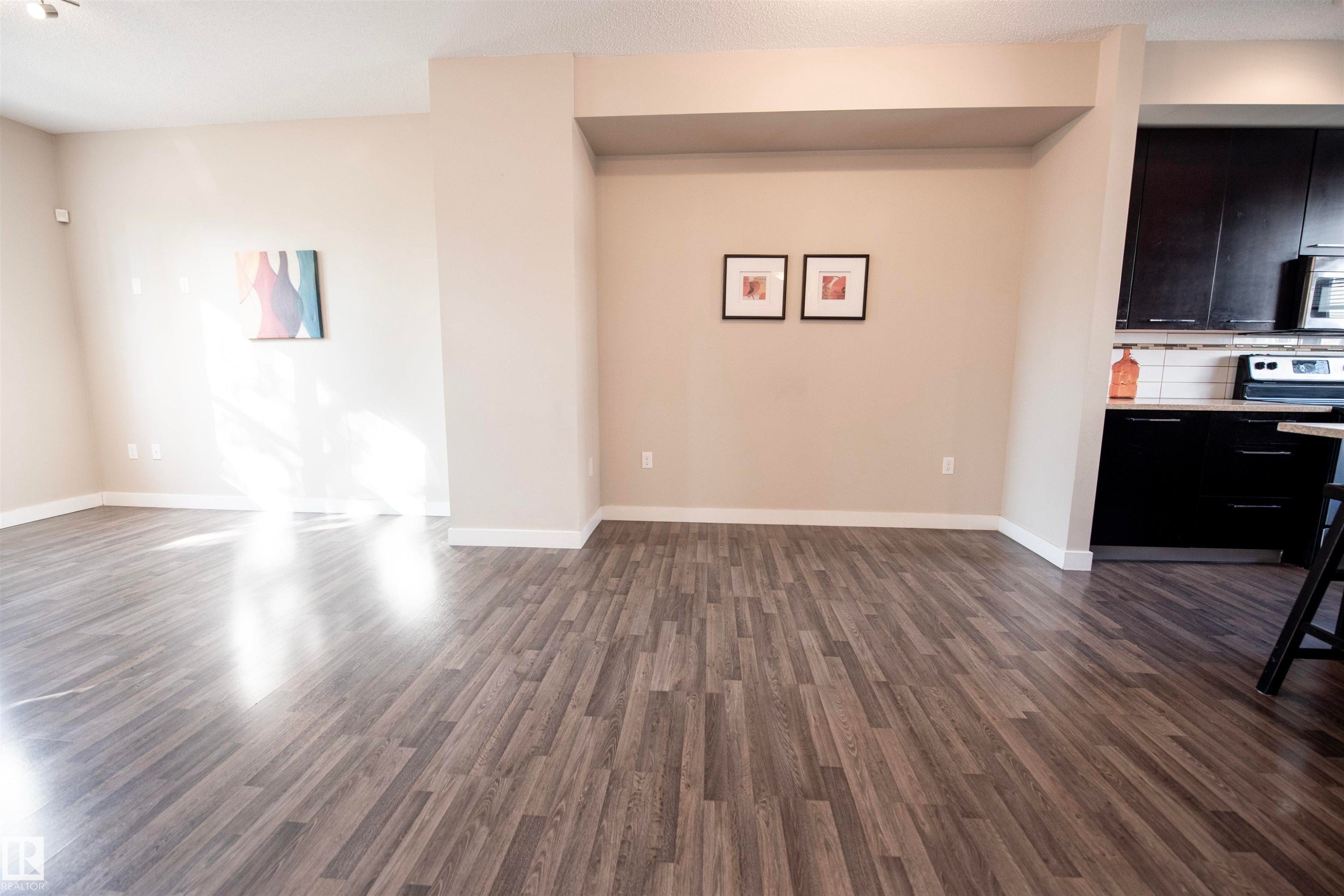 #65 8315 180 Av Nw, Edmonton, AB