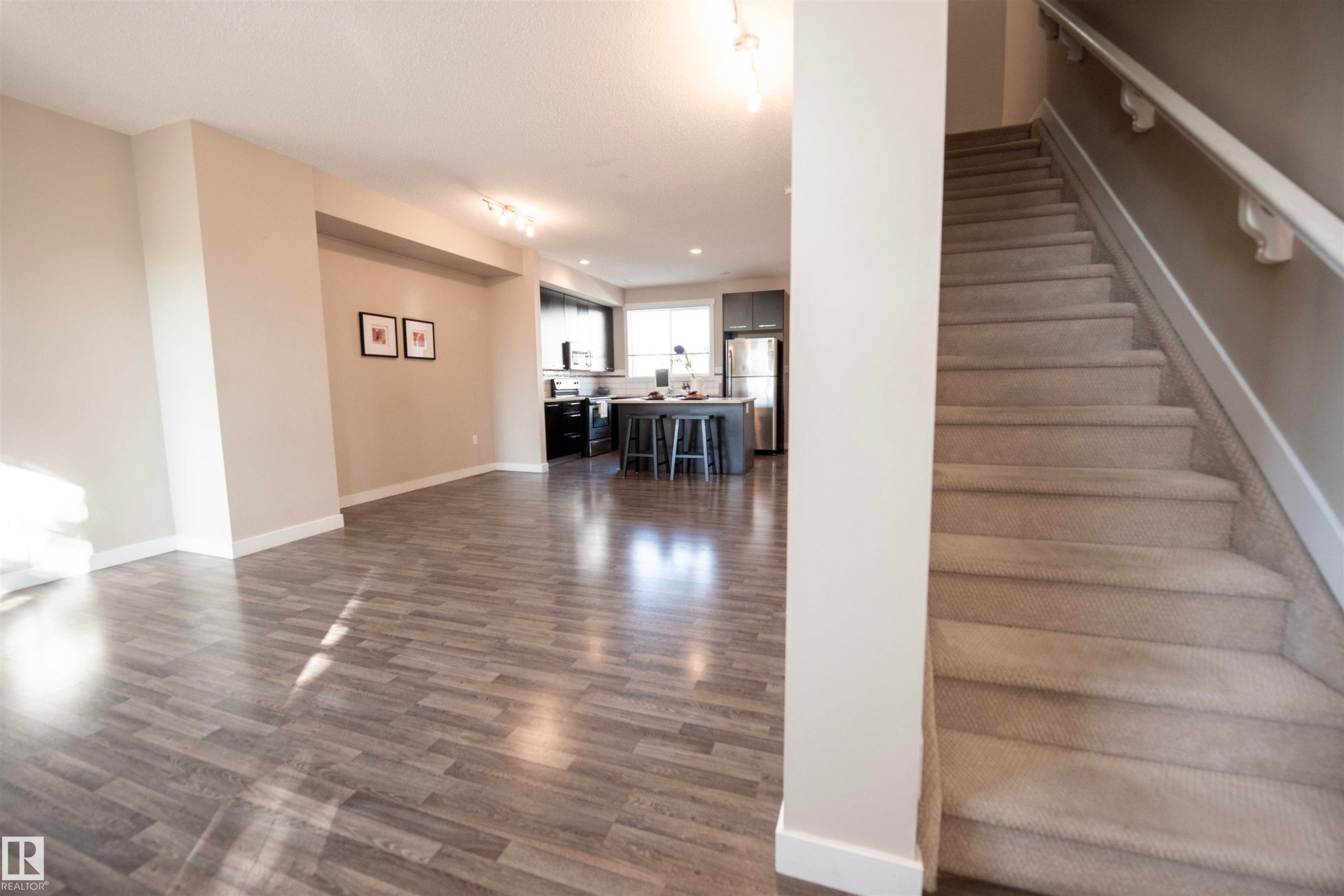 #65 8315 180 Av Nw, Edmonton, AB