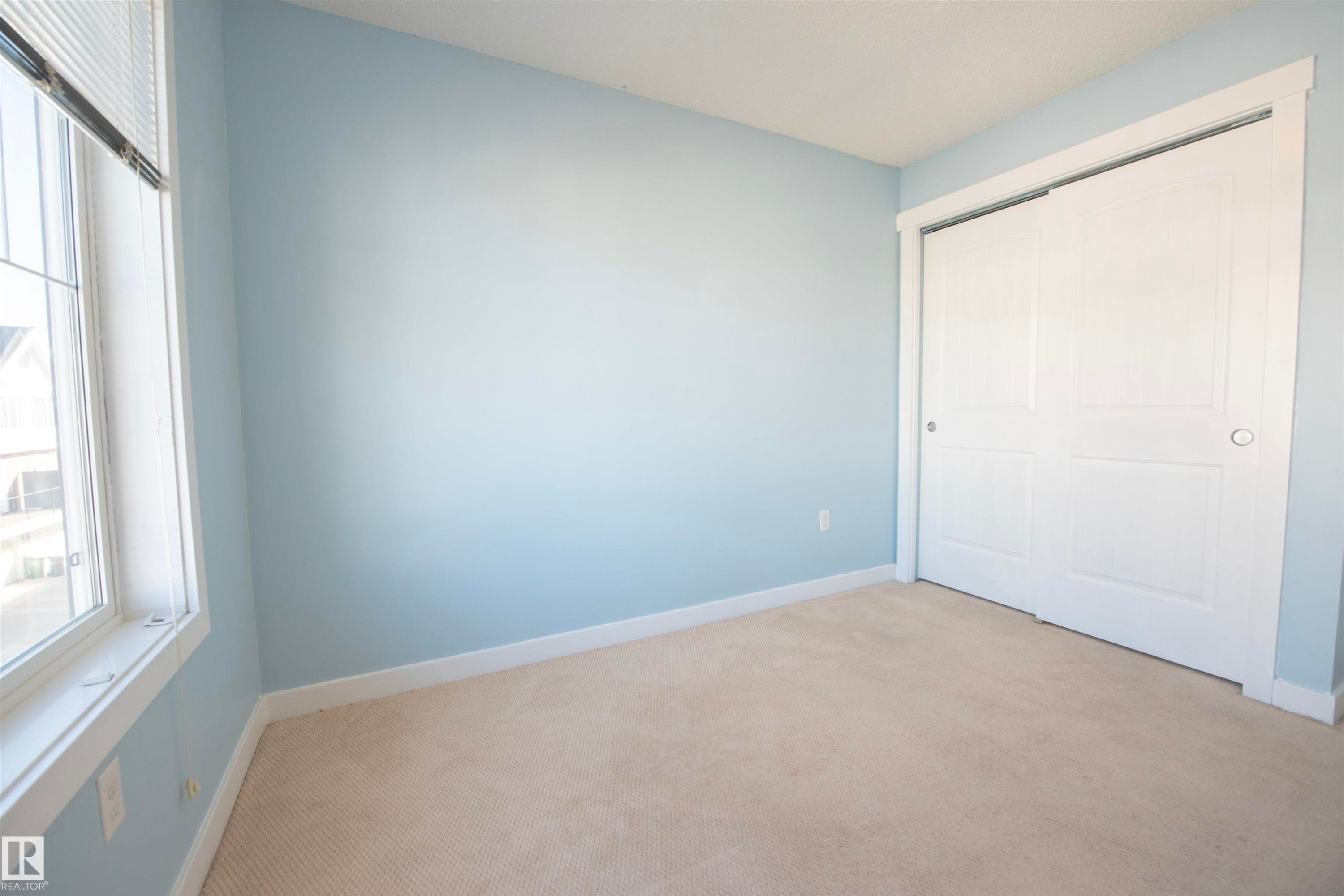 #65 8315 180 Av Nw, Edmonton, AB