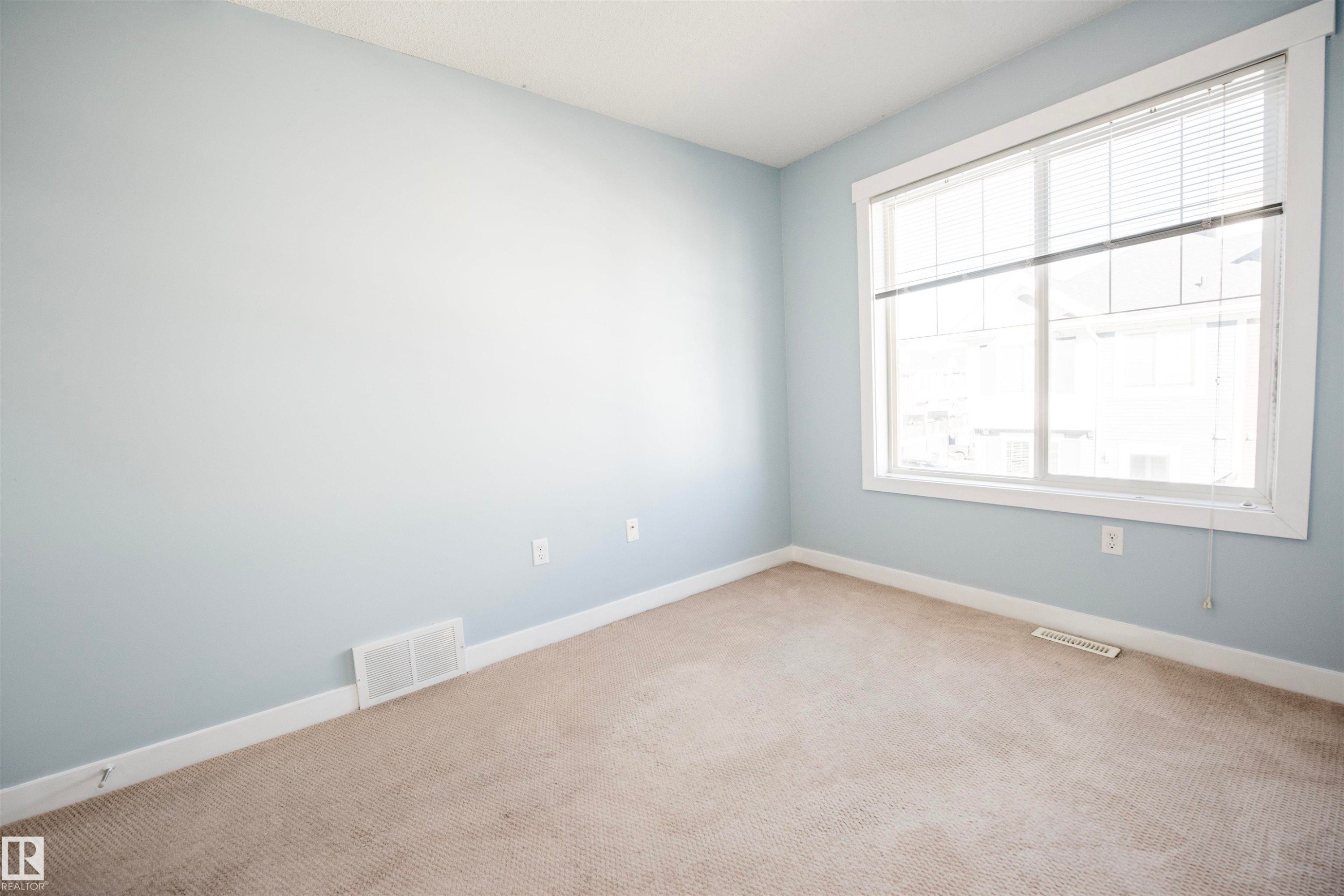 #65 8315 180 Av Nw, Edmonton, AB