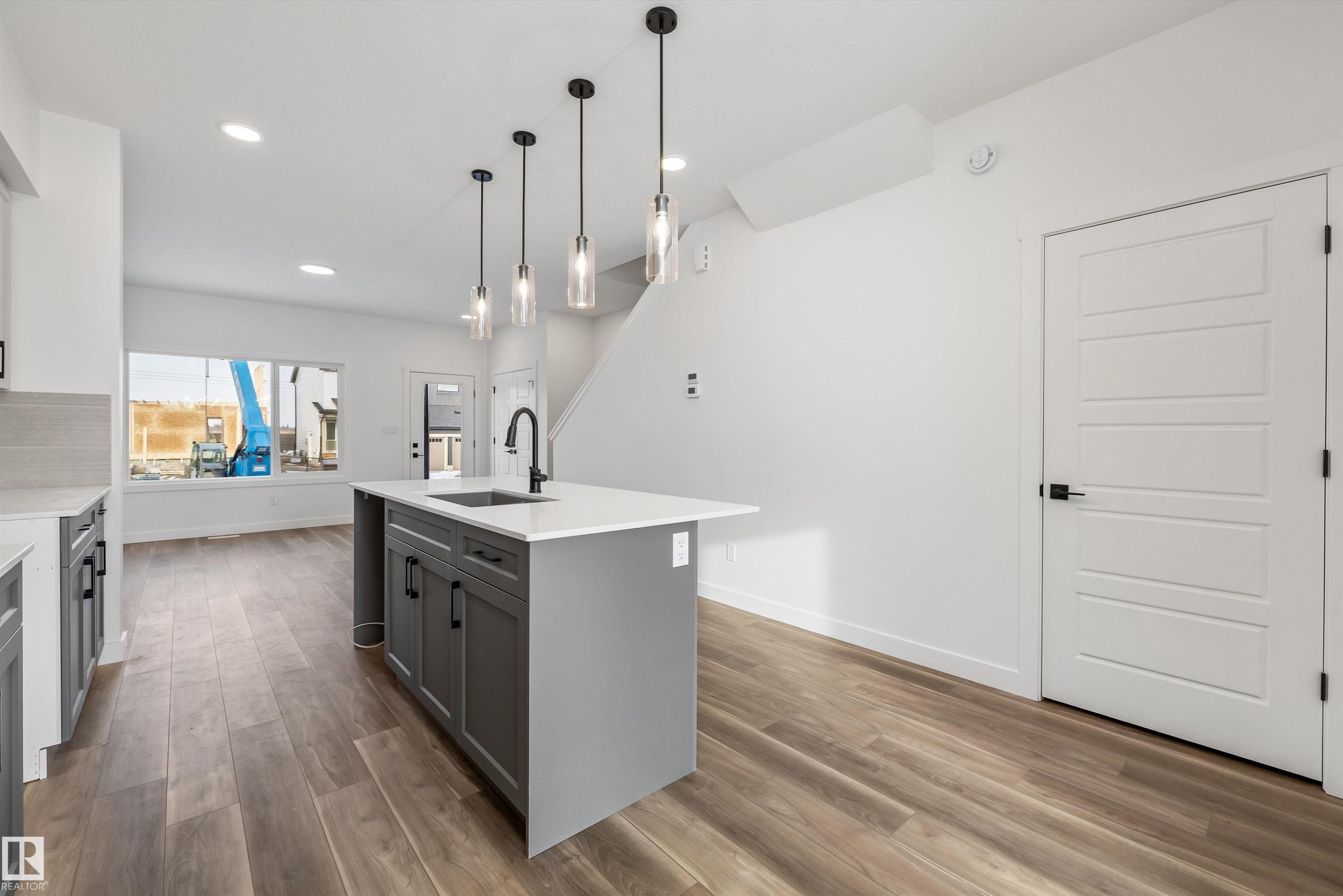 18847 29 Avenue Nw, Edmonton, AB - Indoor Photo Showing Kitchen With Upgraded Kitchen