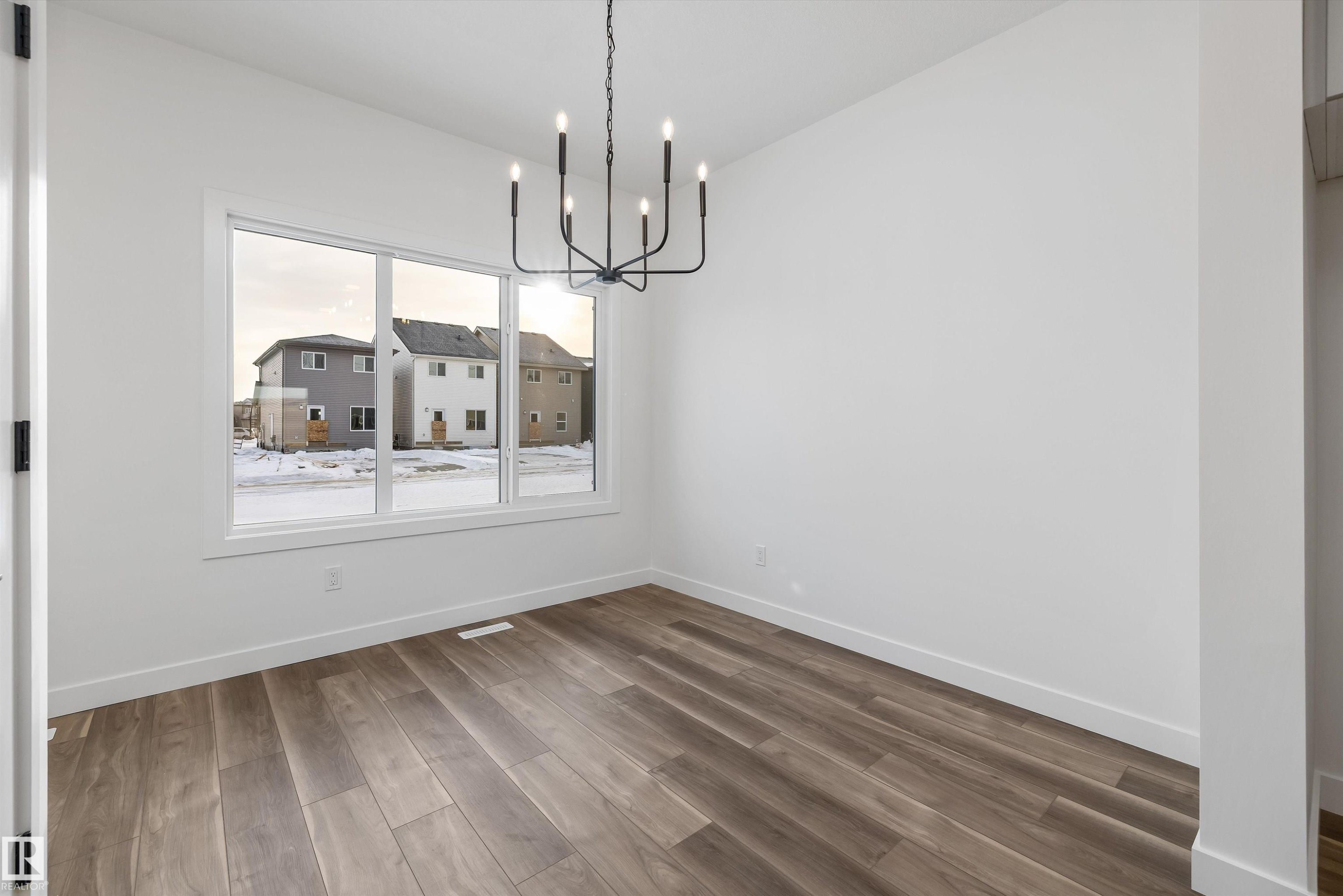 18847 29 Avenue Nw, Edmonton, AB - Indoor Photo Showing Other Room