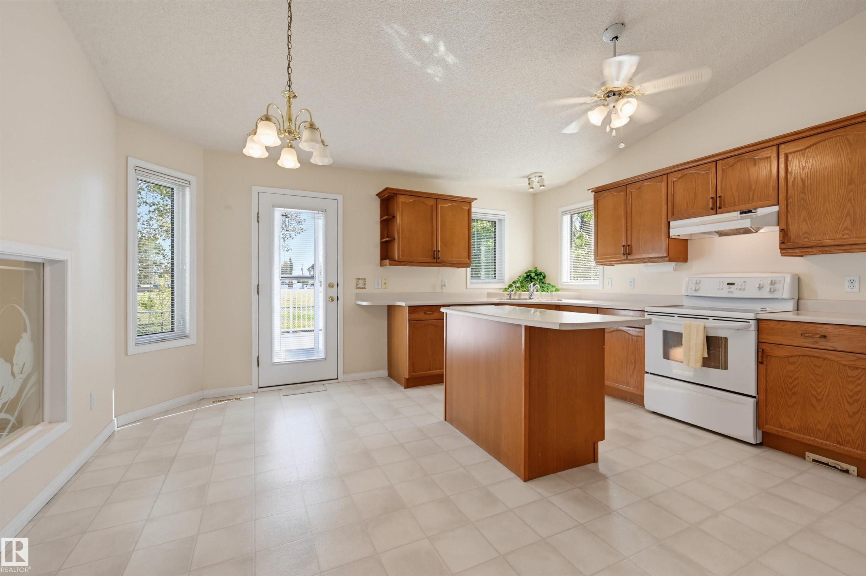 13709 131 Avenue Nw, Edmonton, AB