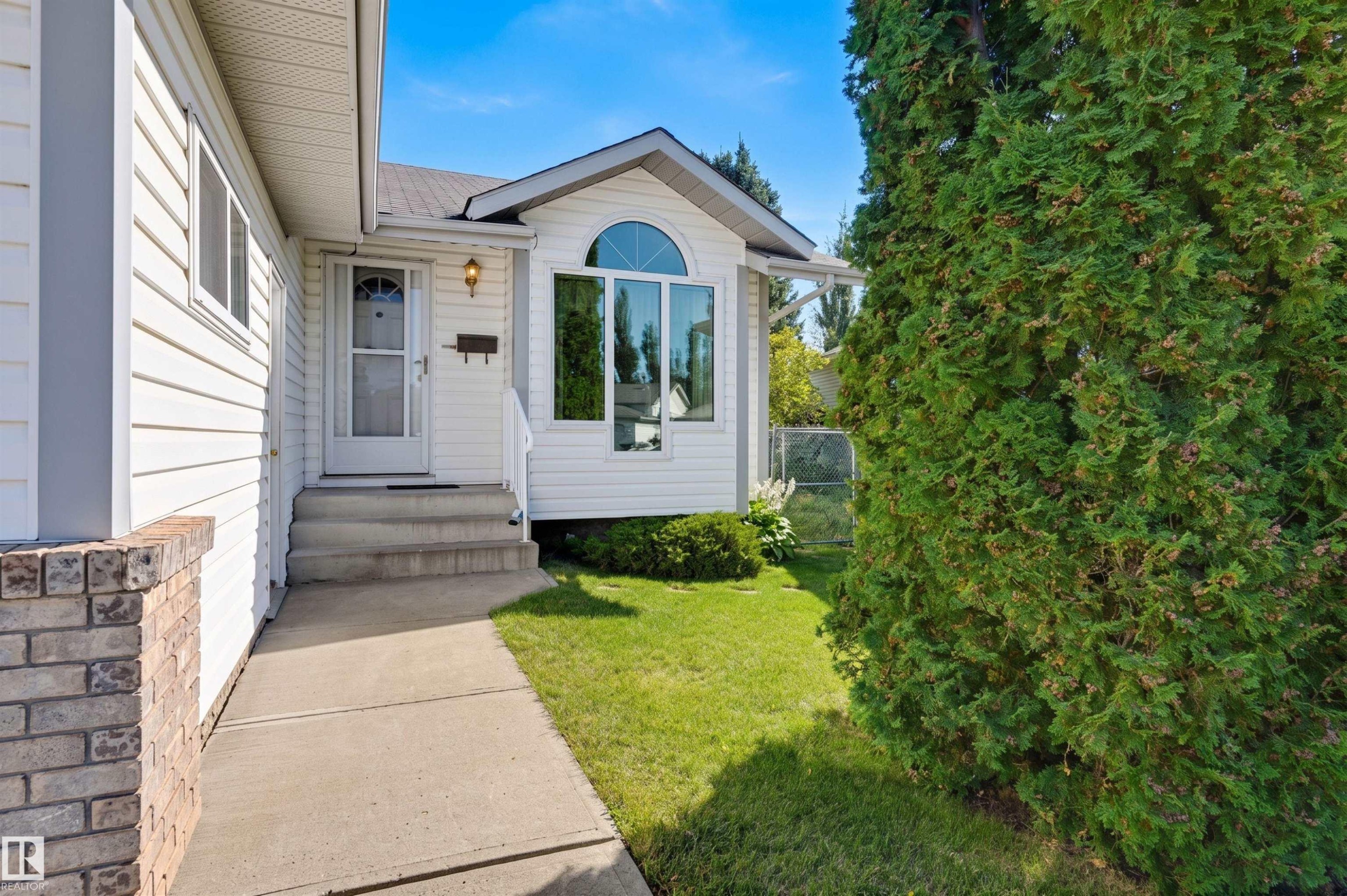 13709 131 Avenue Nw, Edmonton, AB