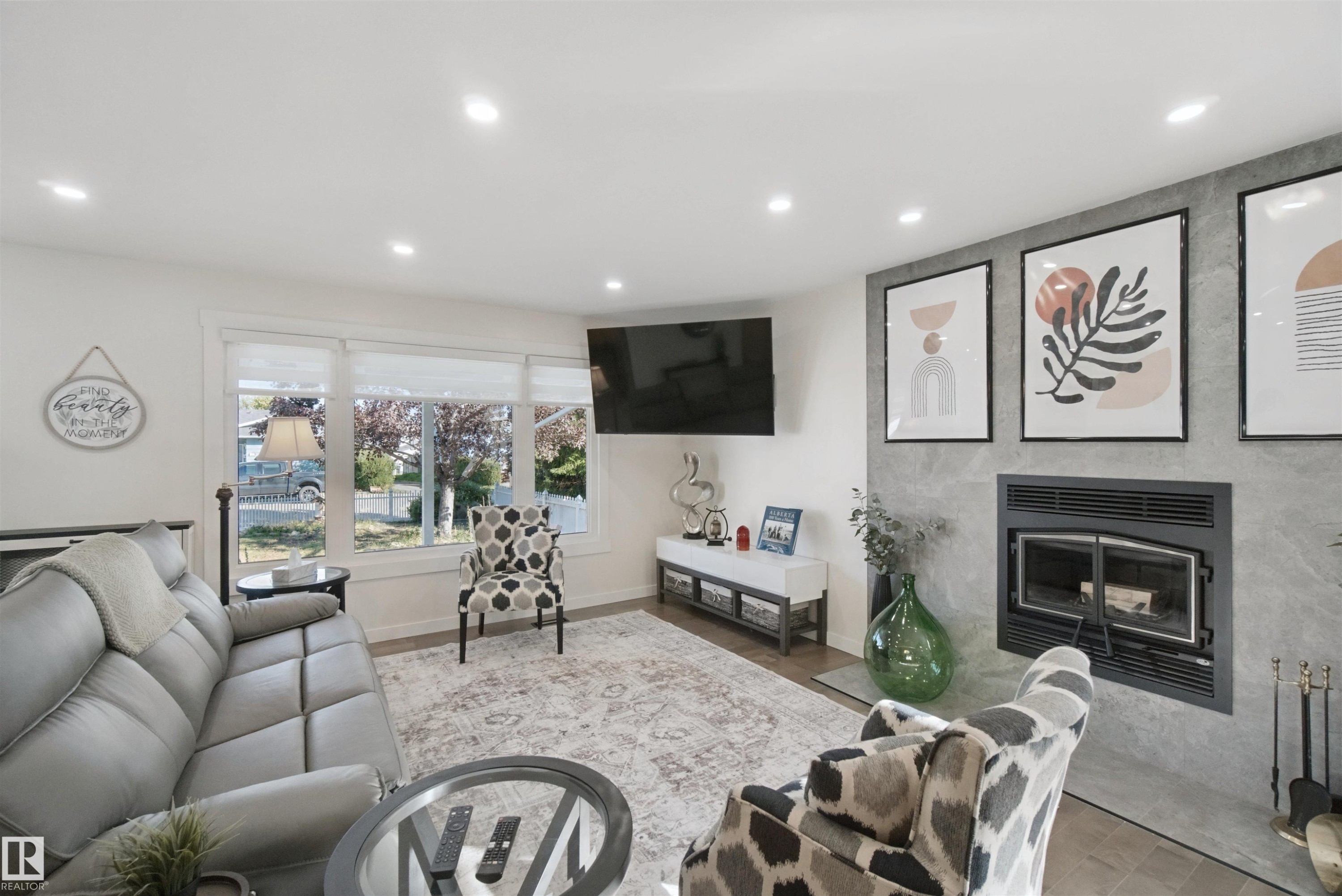 3508 106A Street Nw, Edmonton, AB