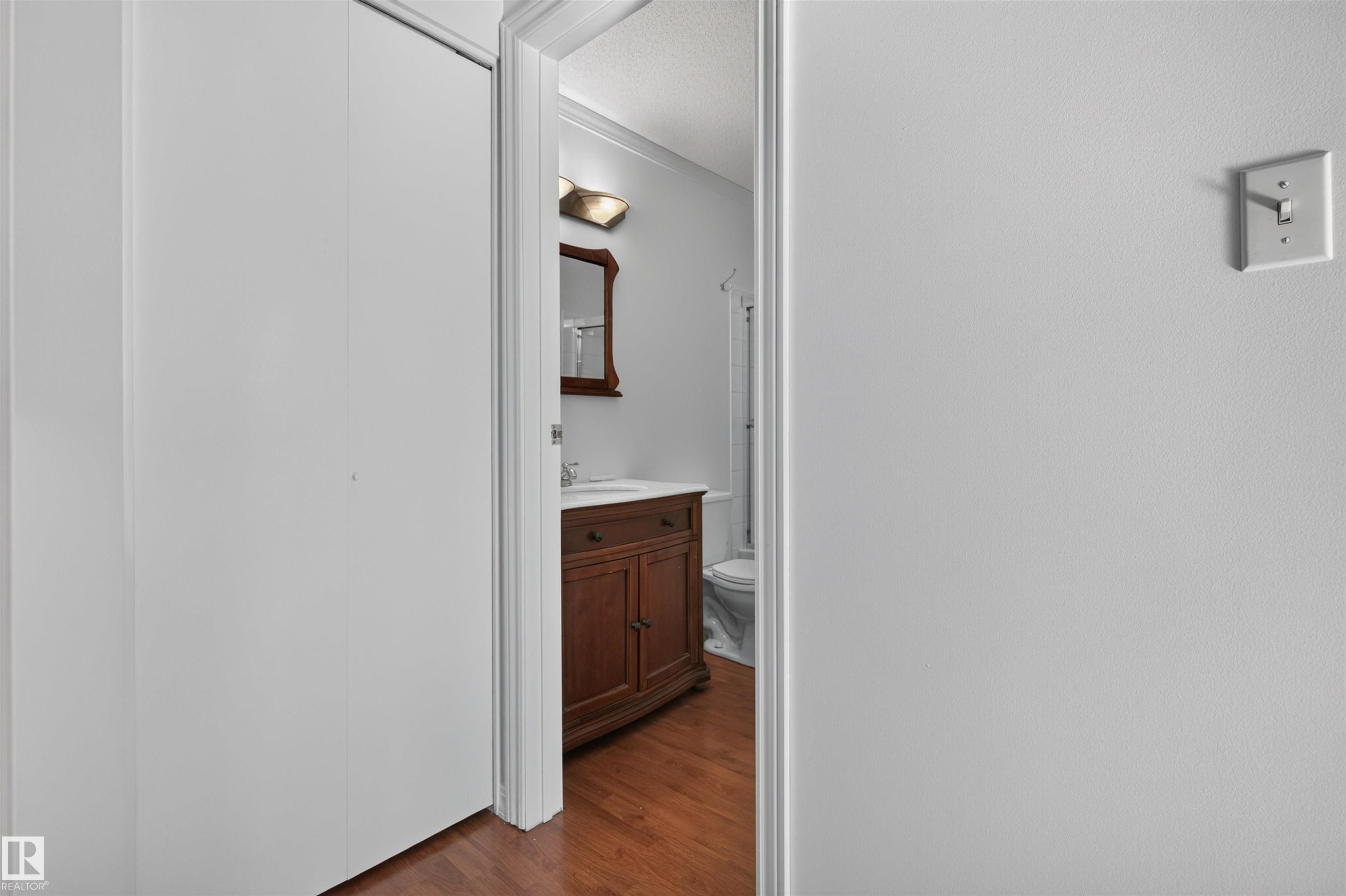 #37 9520 174 St Nw, Edmonton, AB