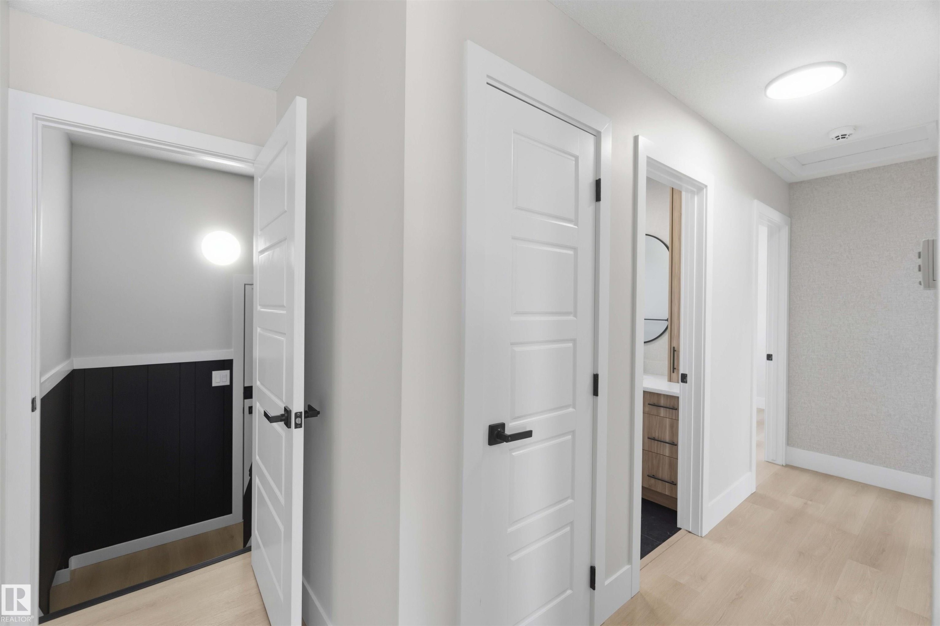 15015 95 Street Nw, Edmonton, AB