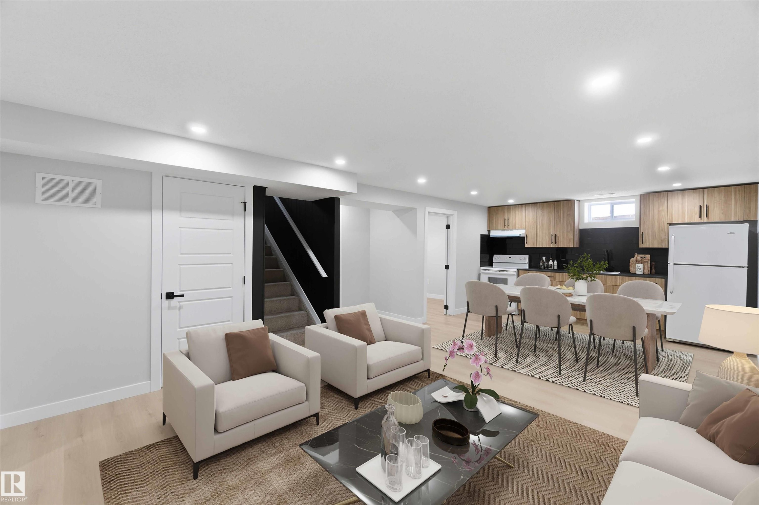 15015 95 Street Nw, Edmonton, AB