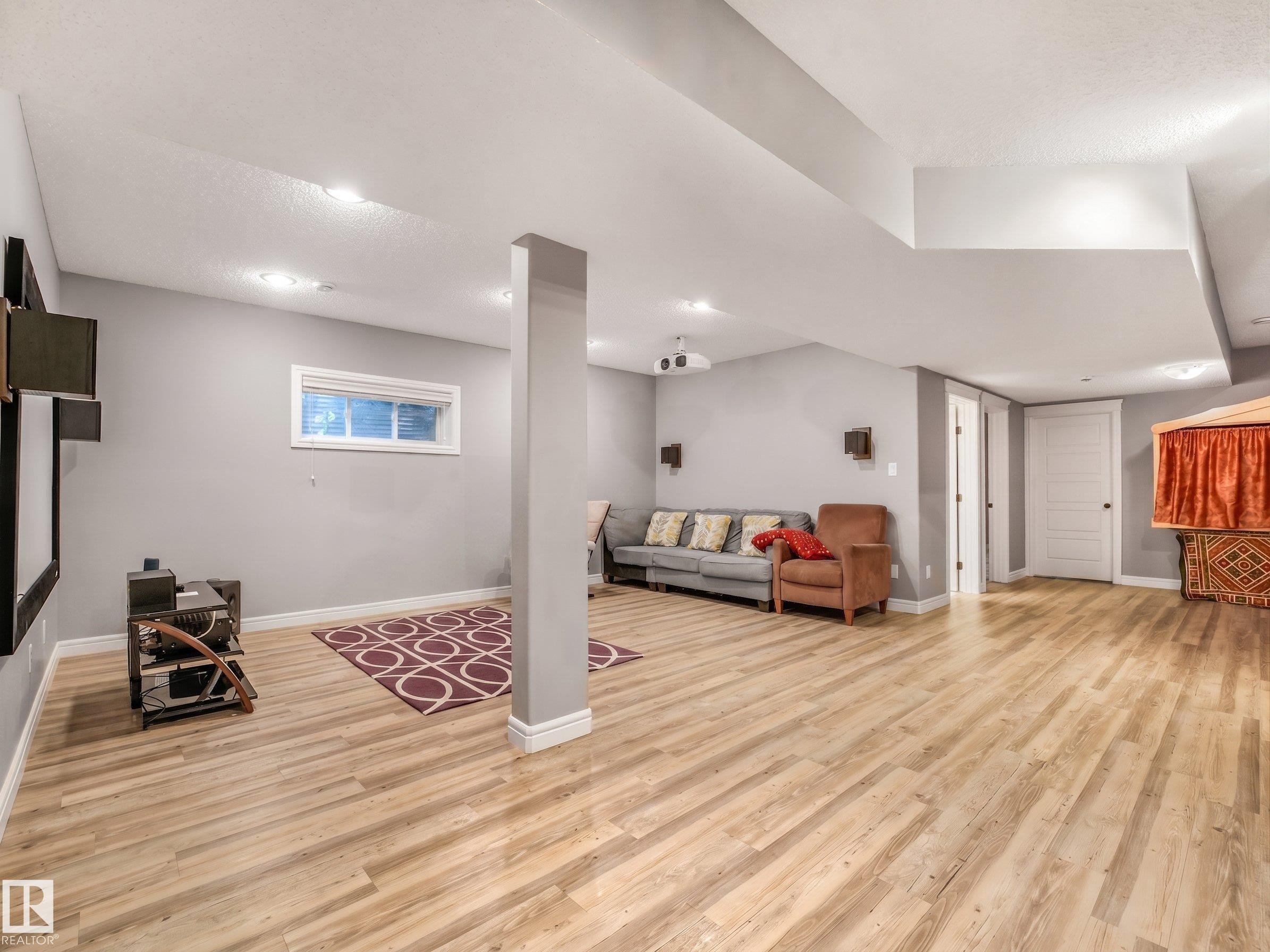3711 Westcliff Way Sw, Edmonton, AB