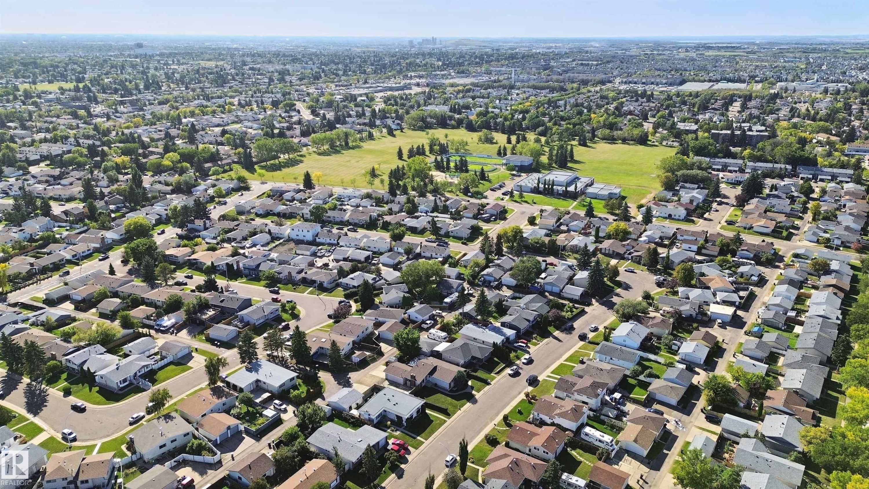 11439 144 Avenue Nw, Edmonton, AB