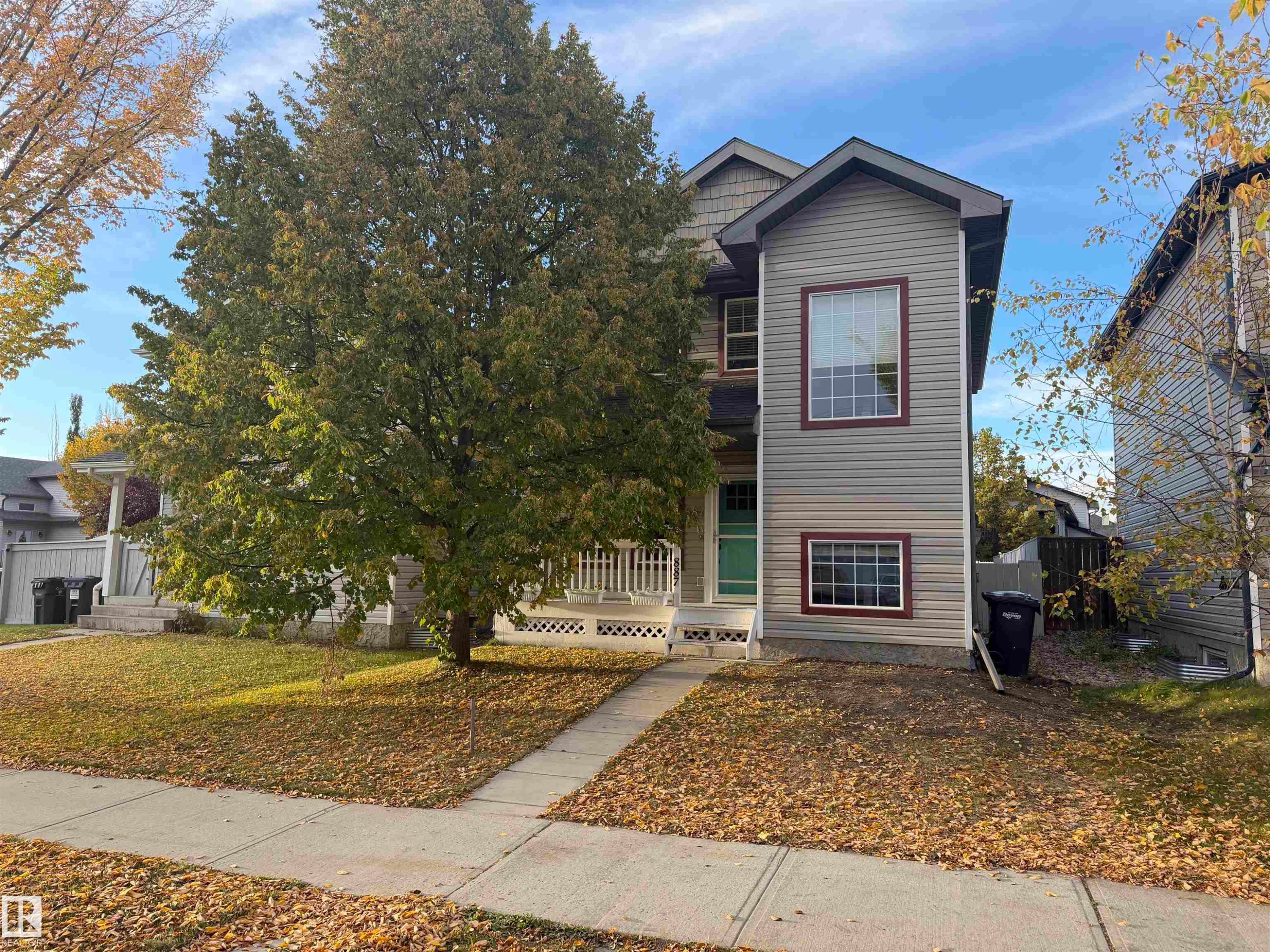 887 Oakland Boulevard, Devon, AB