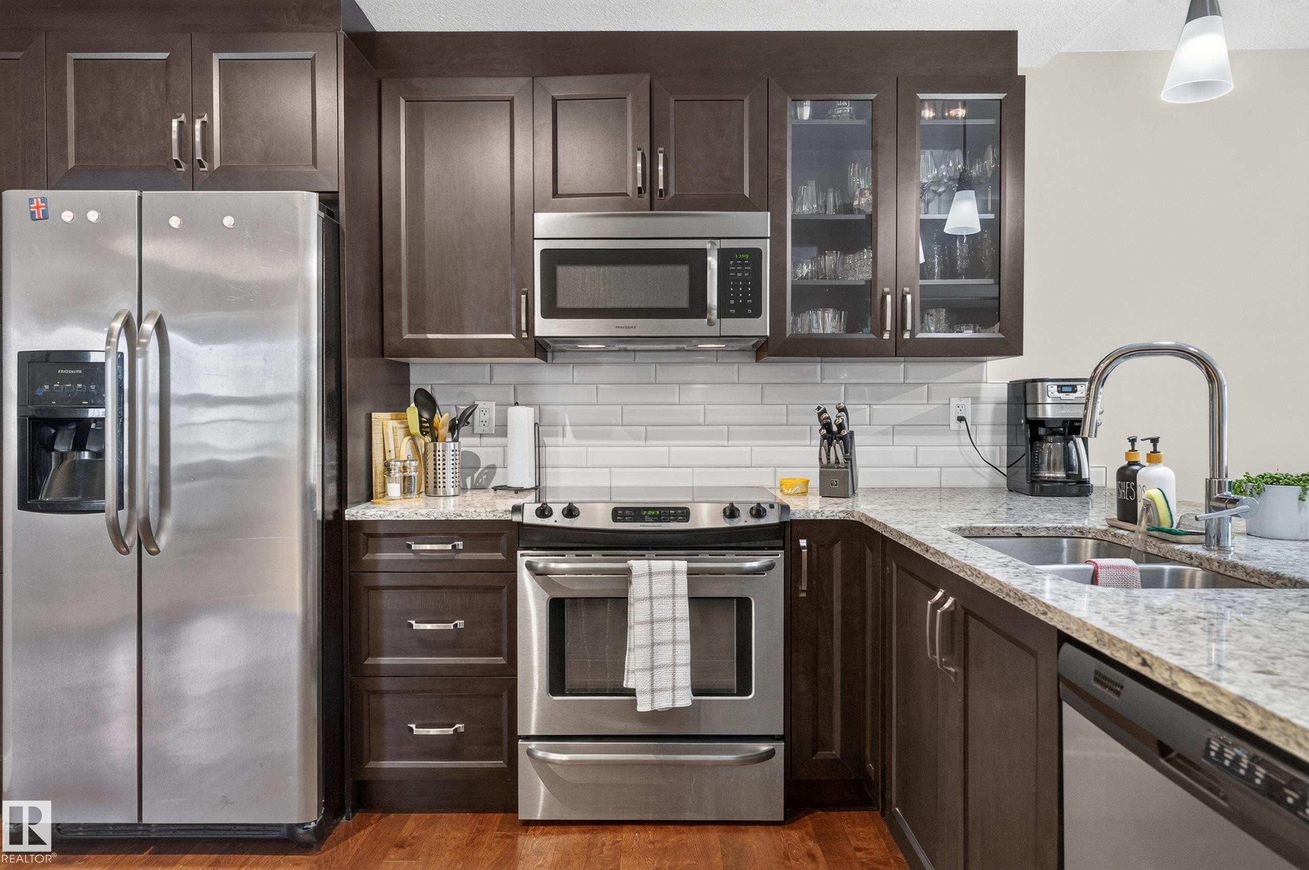 #202 10808 71 Av Nw, Edmonton, AB
