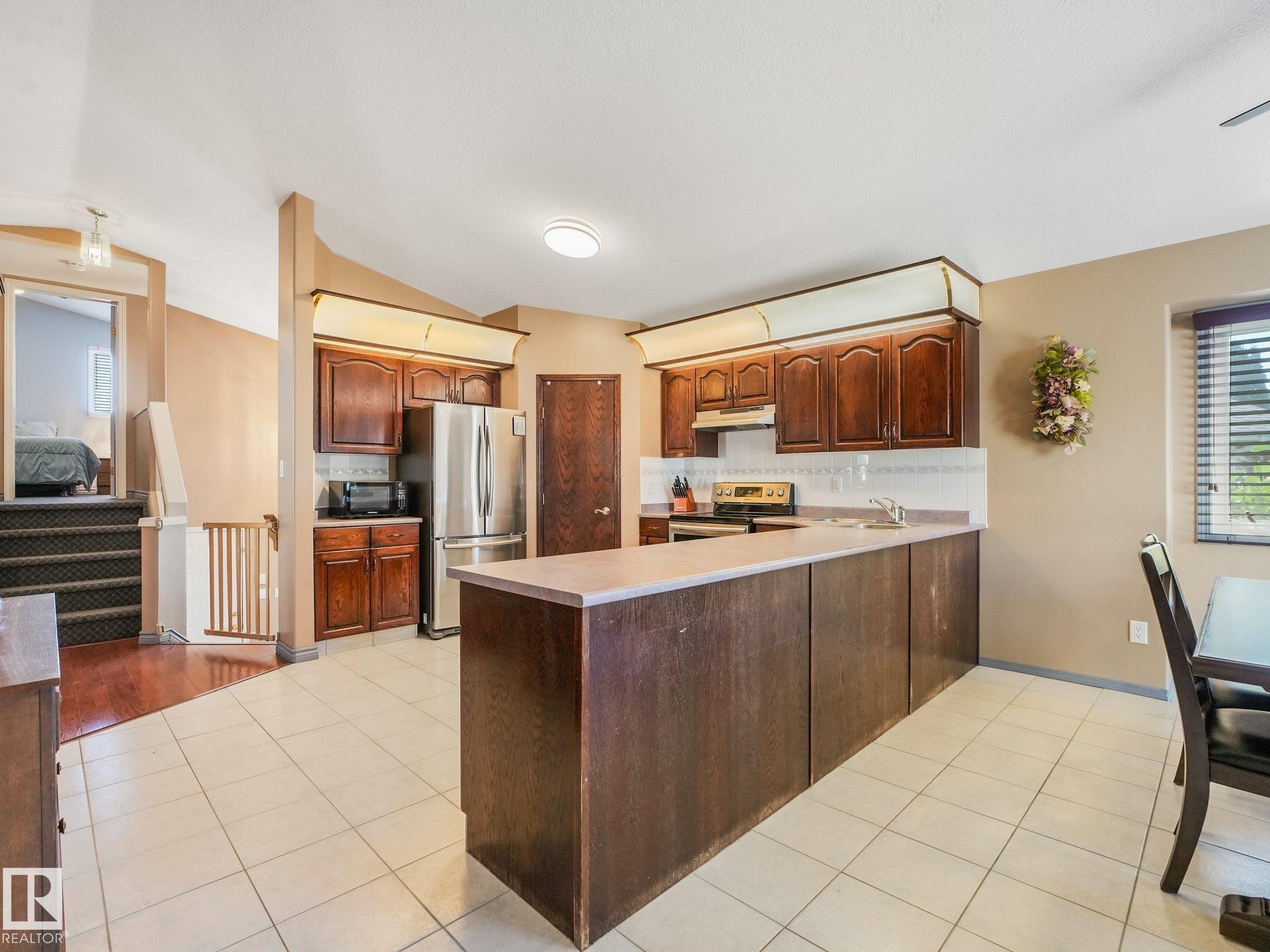 247 Hooper Crescent Nw, Edmonton, AB