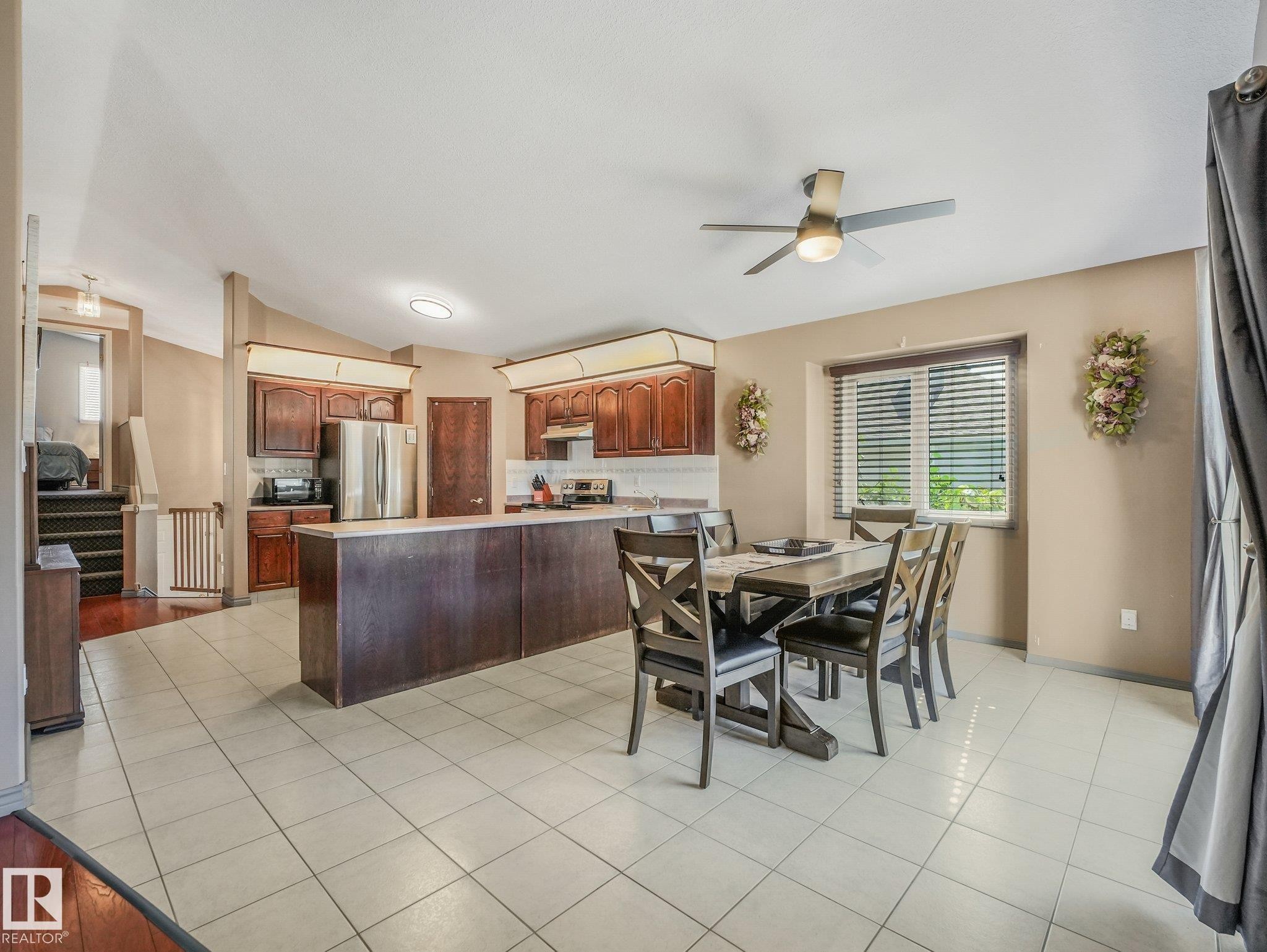 247 Hooper Crescent Nw, Edmonton, AB