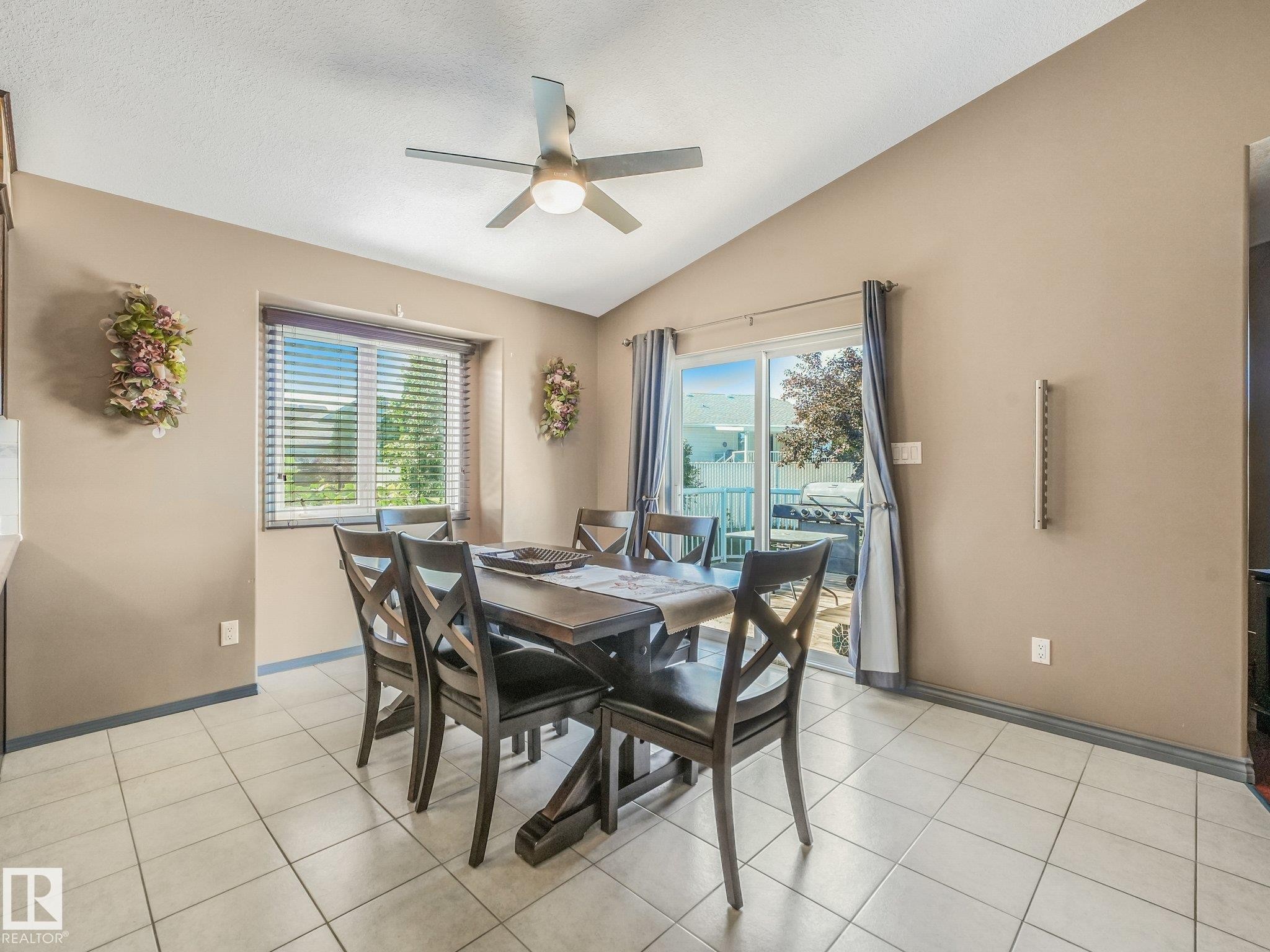 247 Hooper Crescent Nw, Edmonton, AB