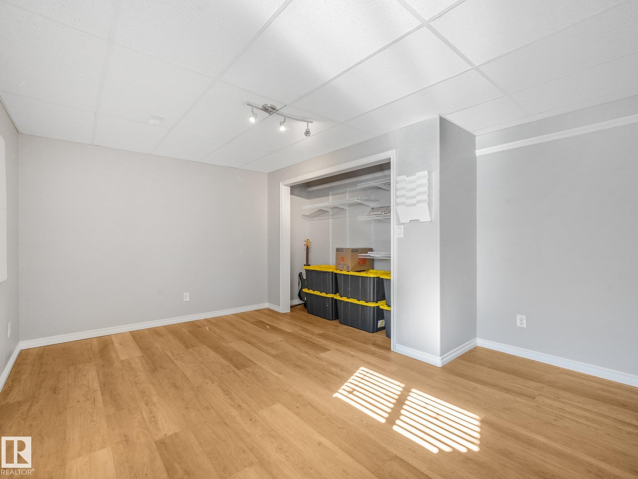 247 Hooper Crescent Nw, Edmonton, AB