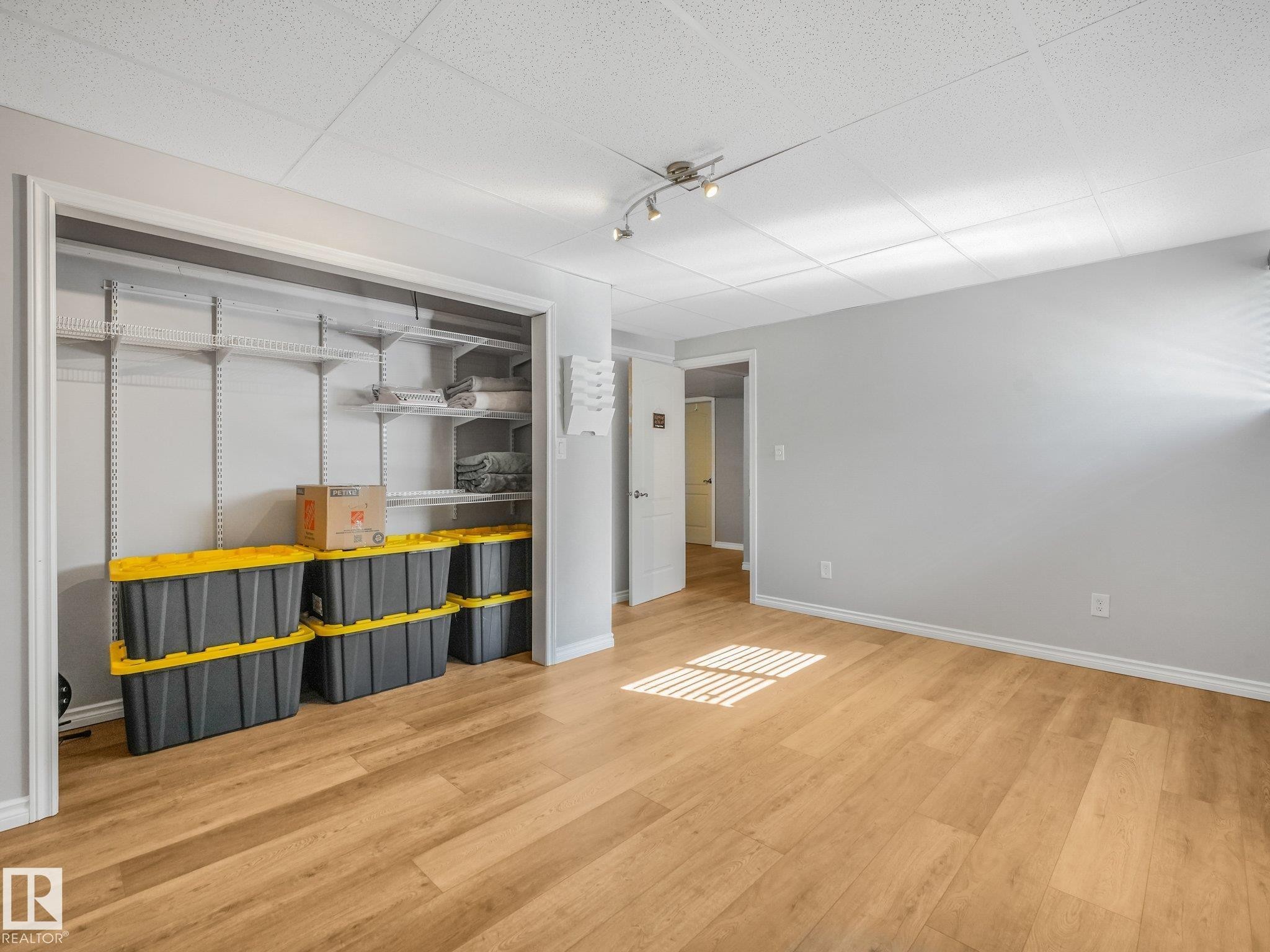 247 Hooper Crescent Nw, Edmonton, AB