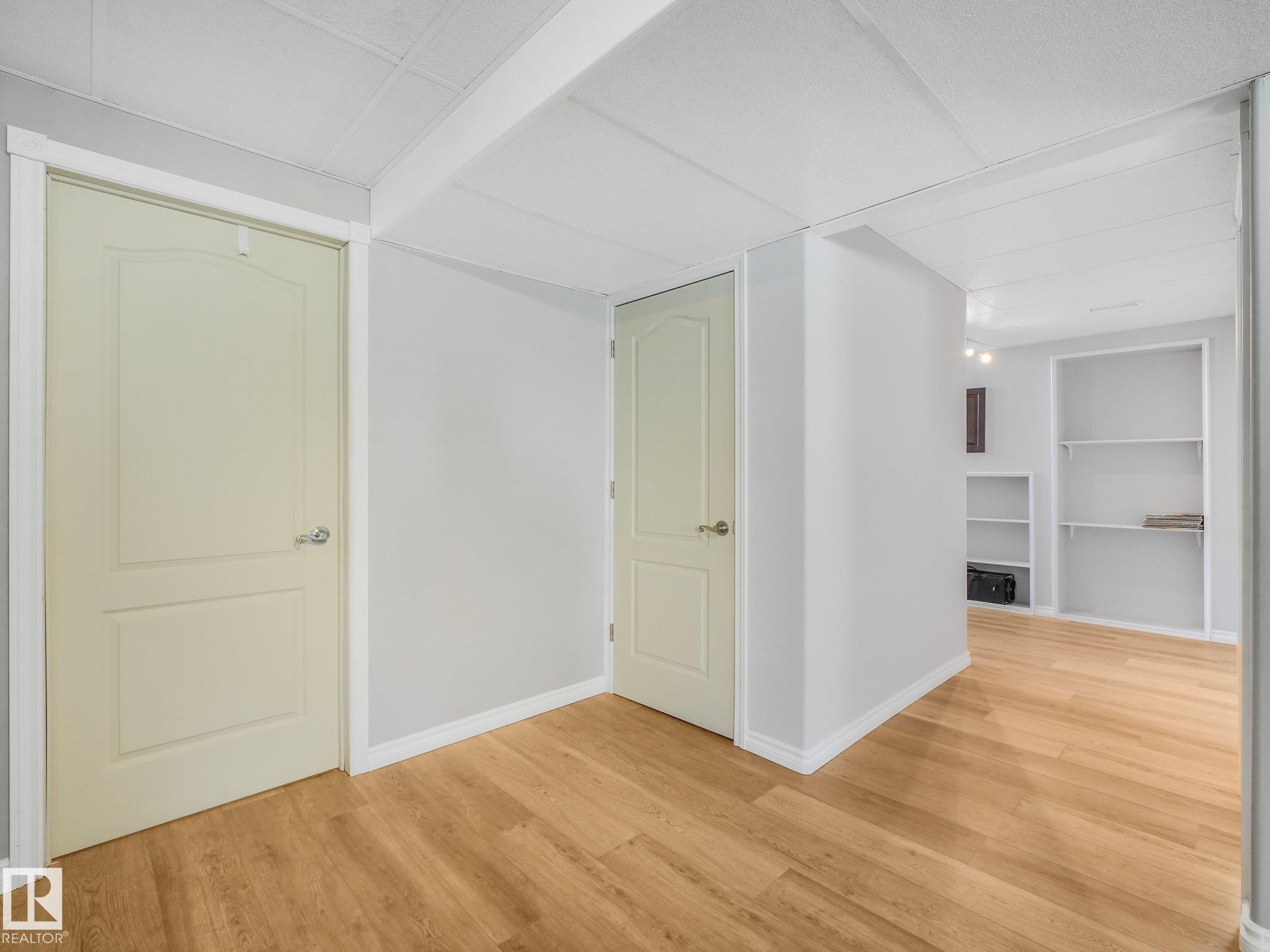 247 Hooper Crescent Nw, Edmonton, AB
