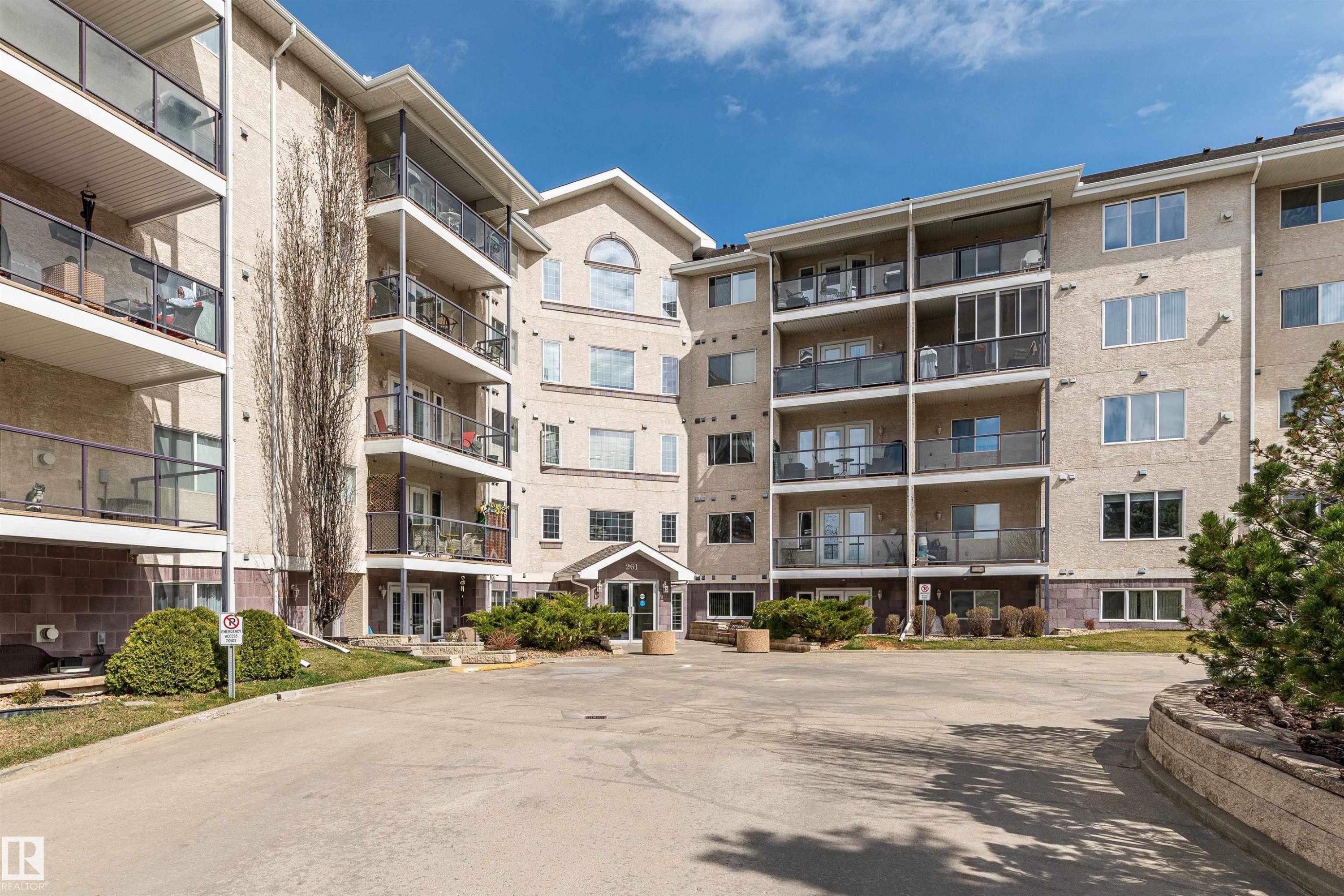 #218 261 Youville Dr E Nw, Edmonton, AB