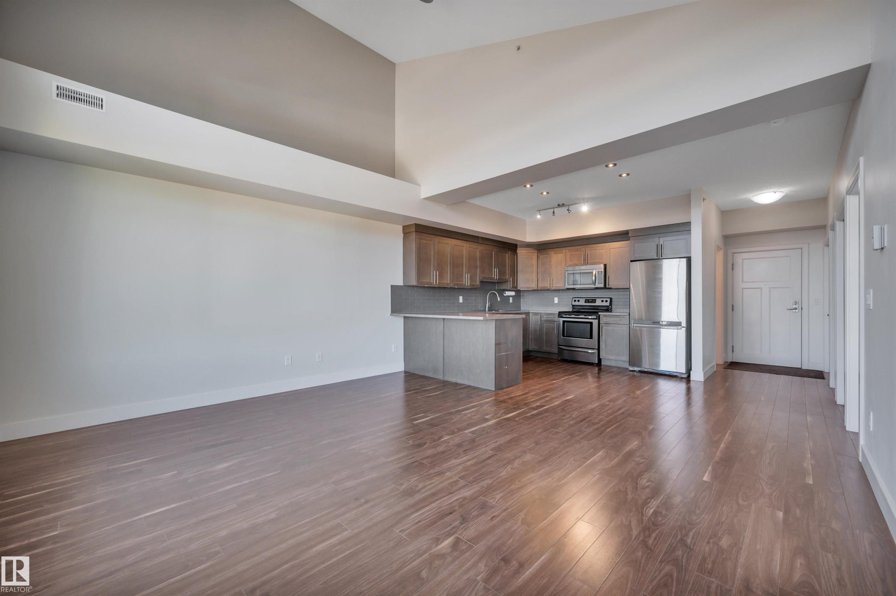 #302 279 Wye Rd, Sherwood Park, AB