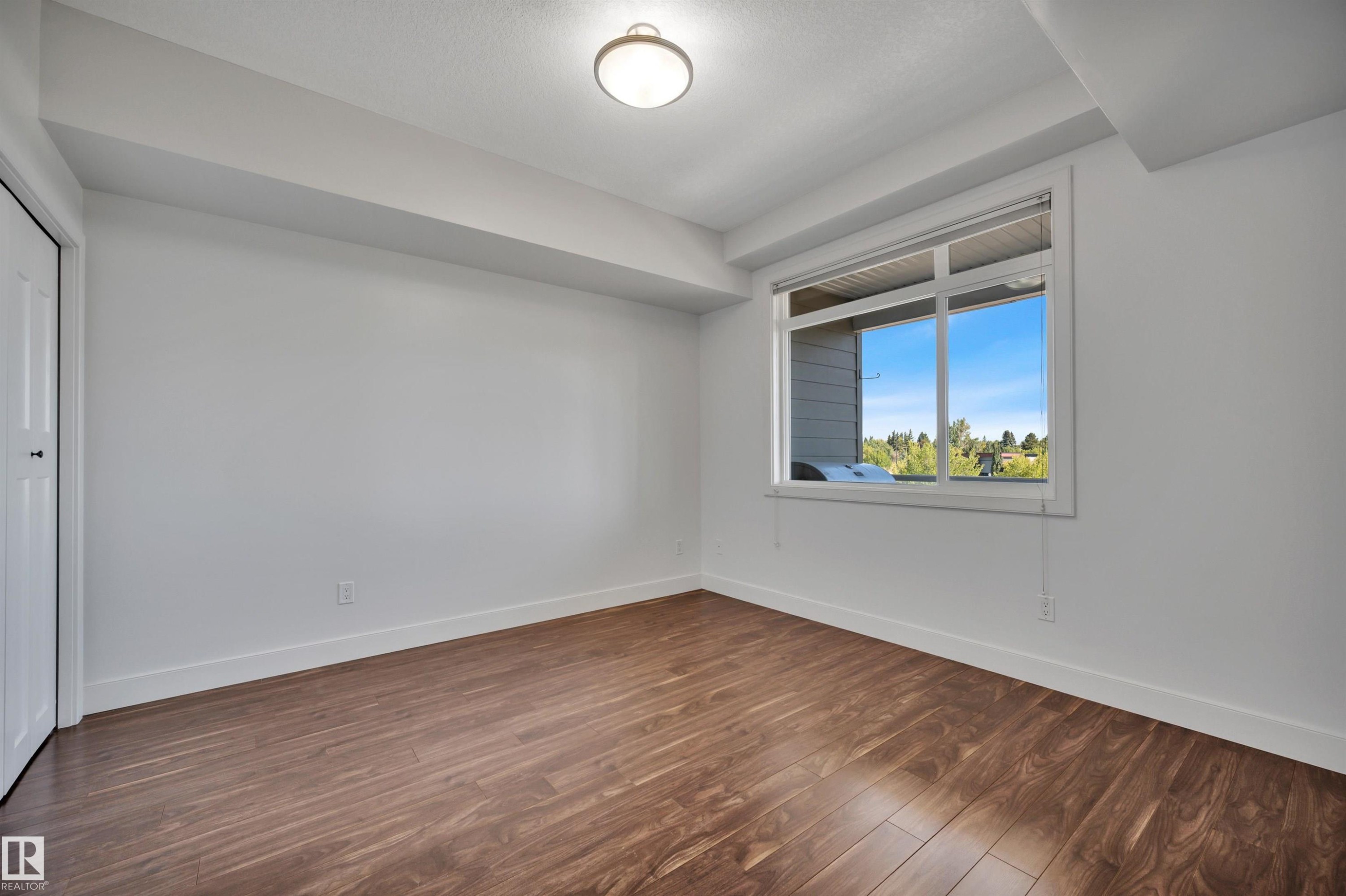 #302 279 Wye Rd, Sherwood Park, AB