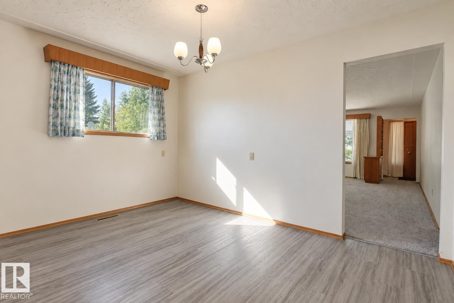 10339 80 Street Nw, Edmonton, AB