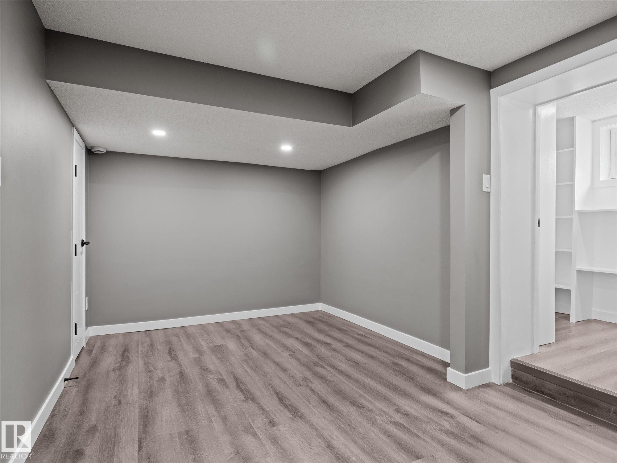 11211 104 Street Nw, Edmonton, AB