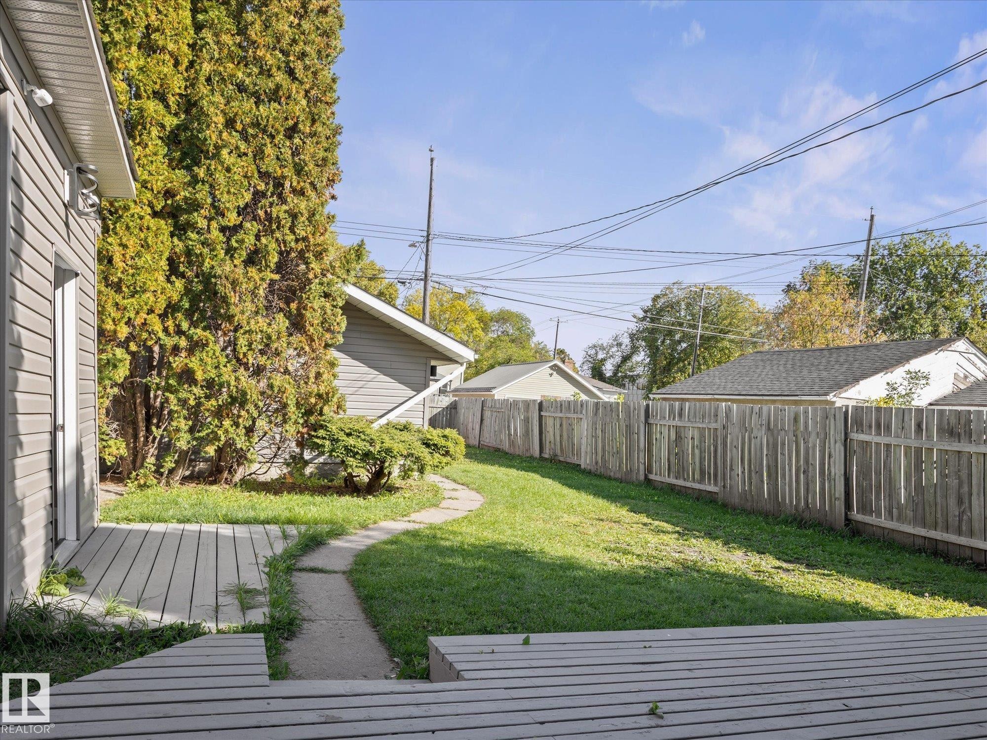 11211 104 Street Nw, Edmonton, AB