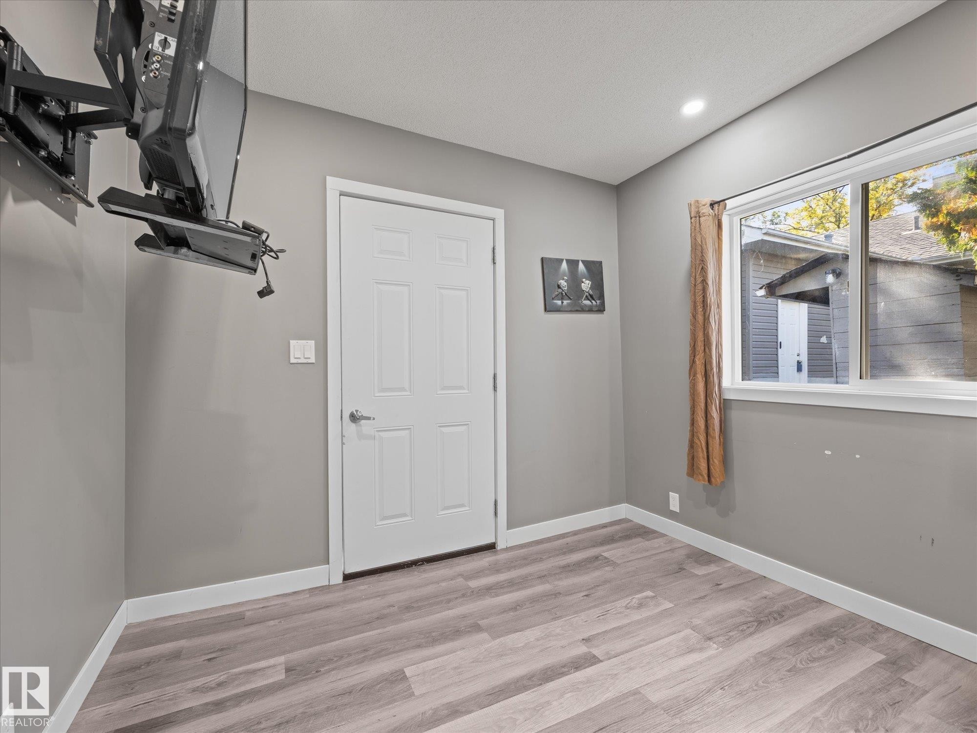 11211 104 Street Nw, Edmonton, AB