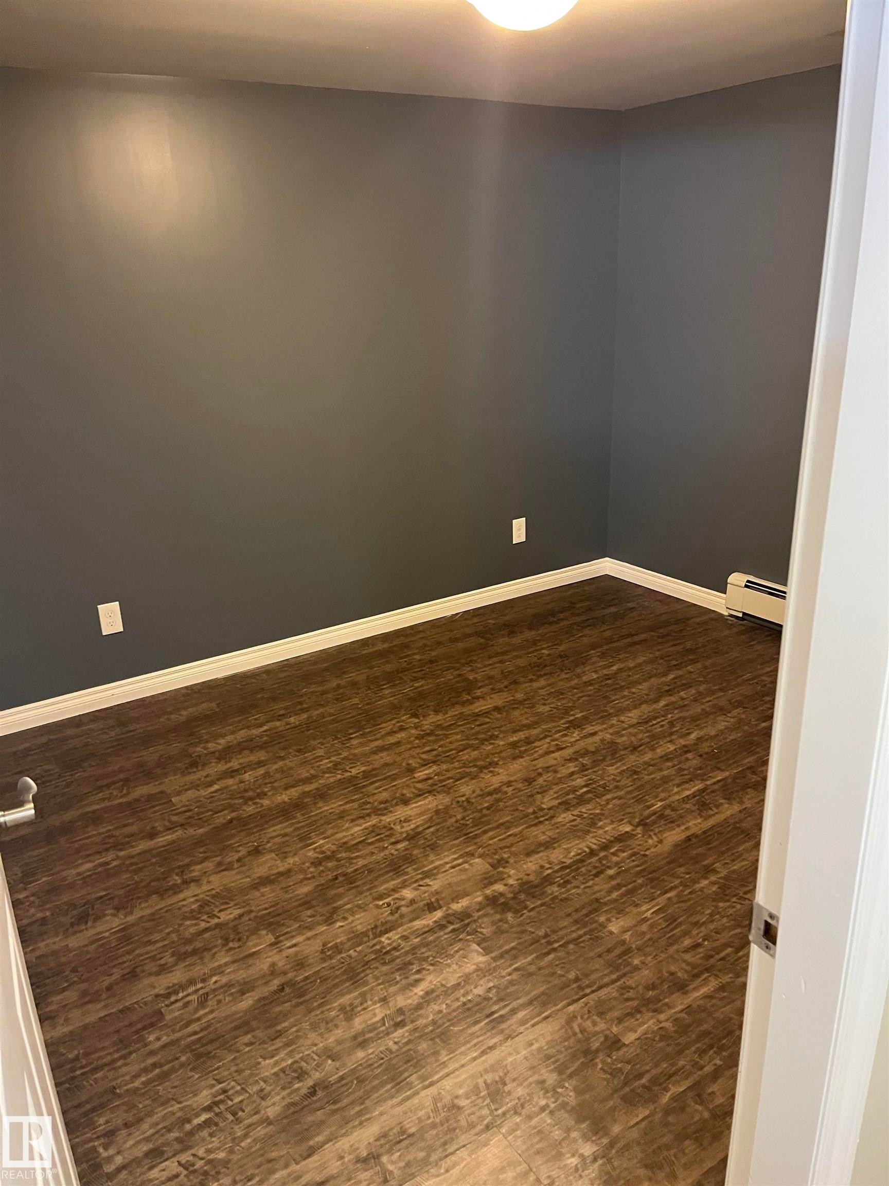 21 Burlington Avenue, Spruce Grove, AB