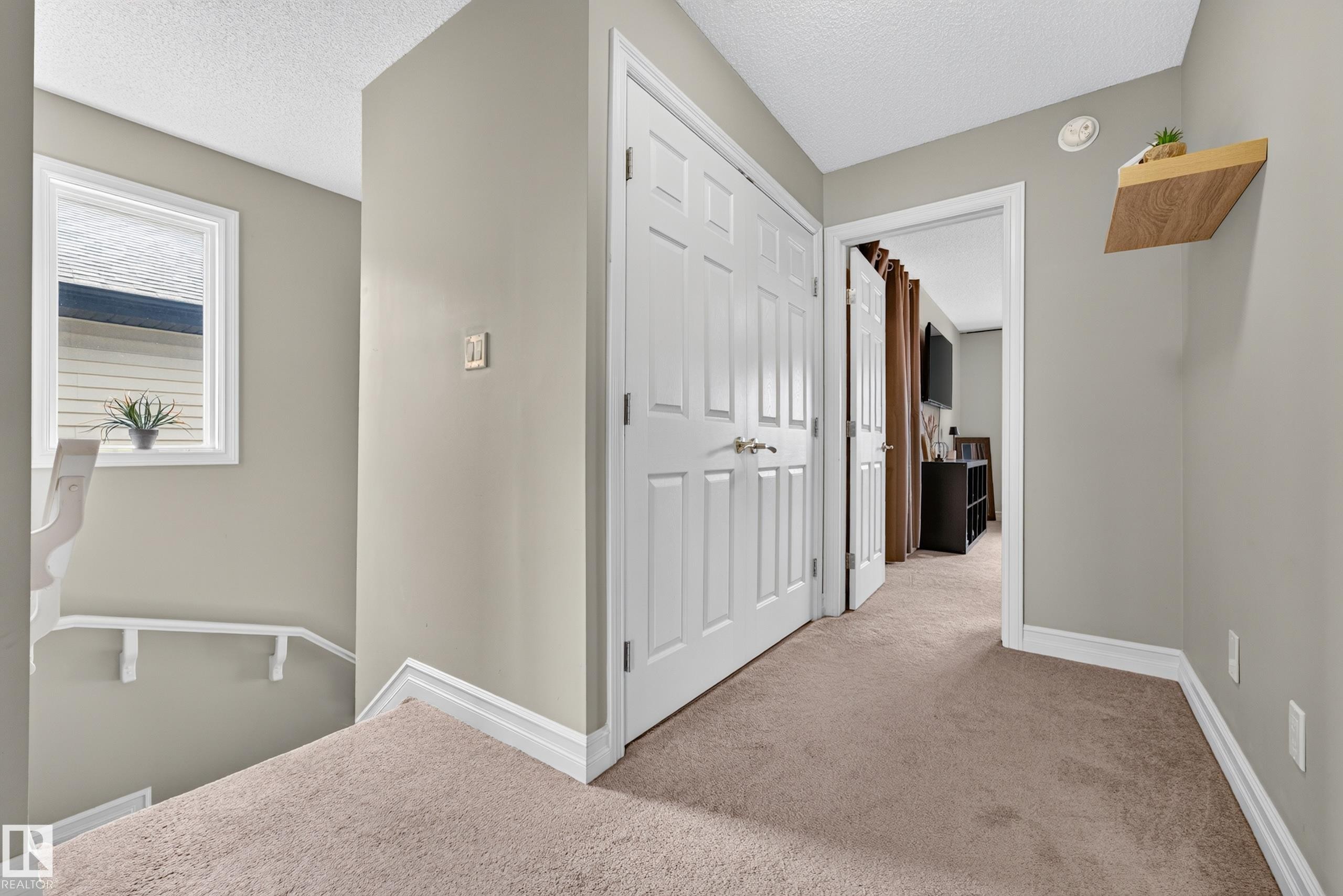 16507 134 Street Nw, Edmonton, AB - Indoor