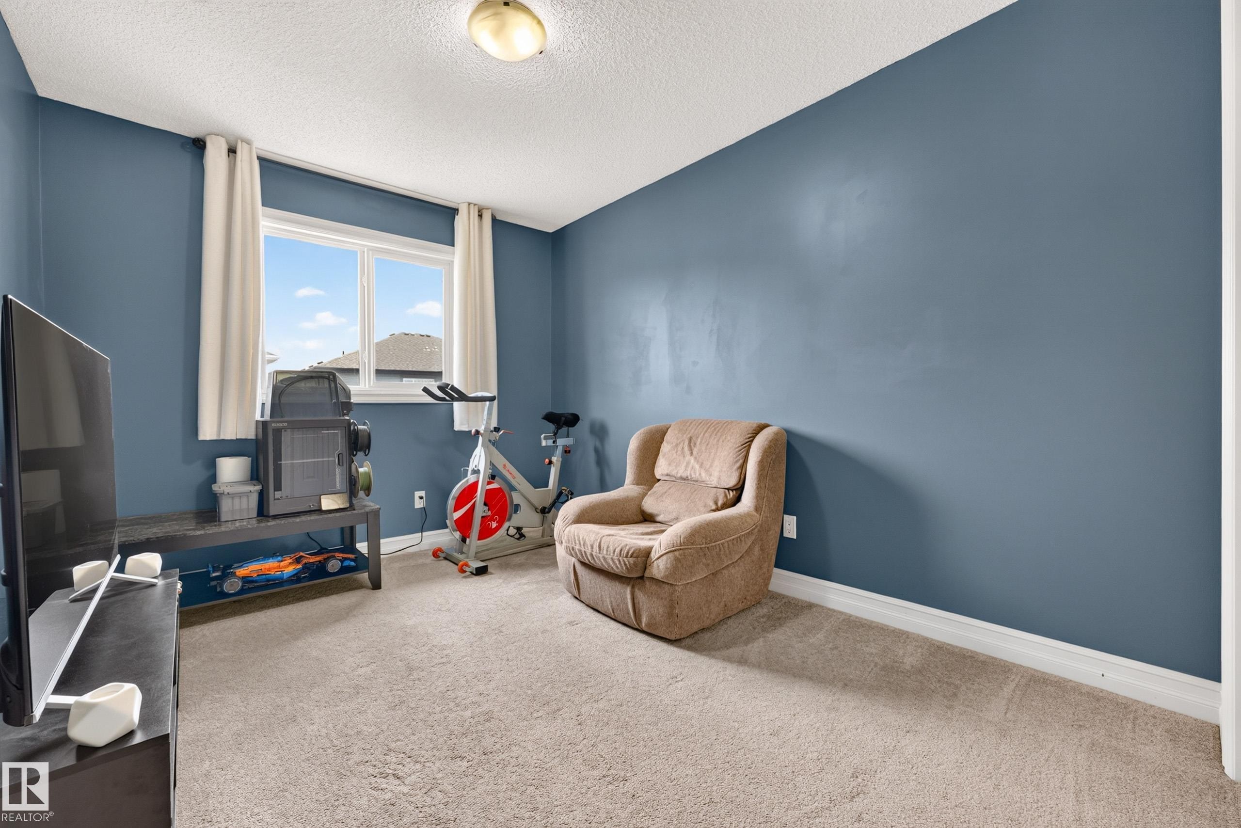 16507 134 Street Nw, Edmonton, AB - Indoor Photo Showing Other Room
