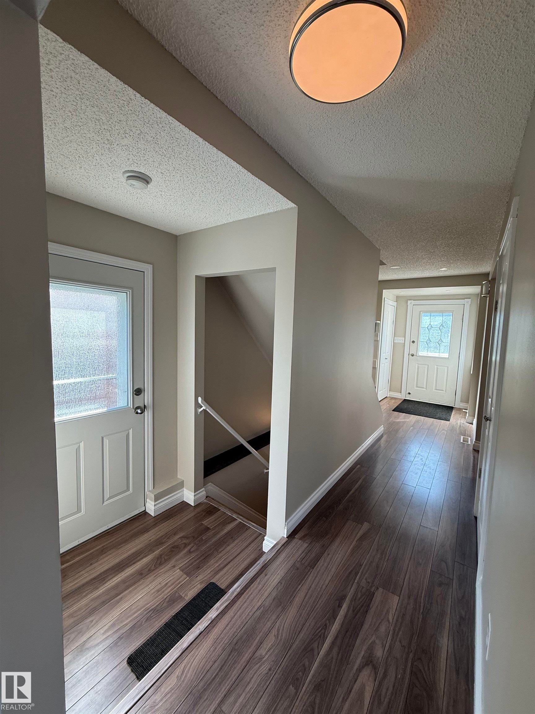 3723 46 Street Nw, Edmonton, AB