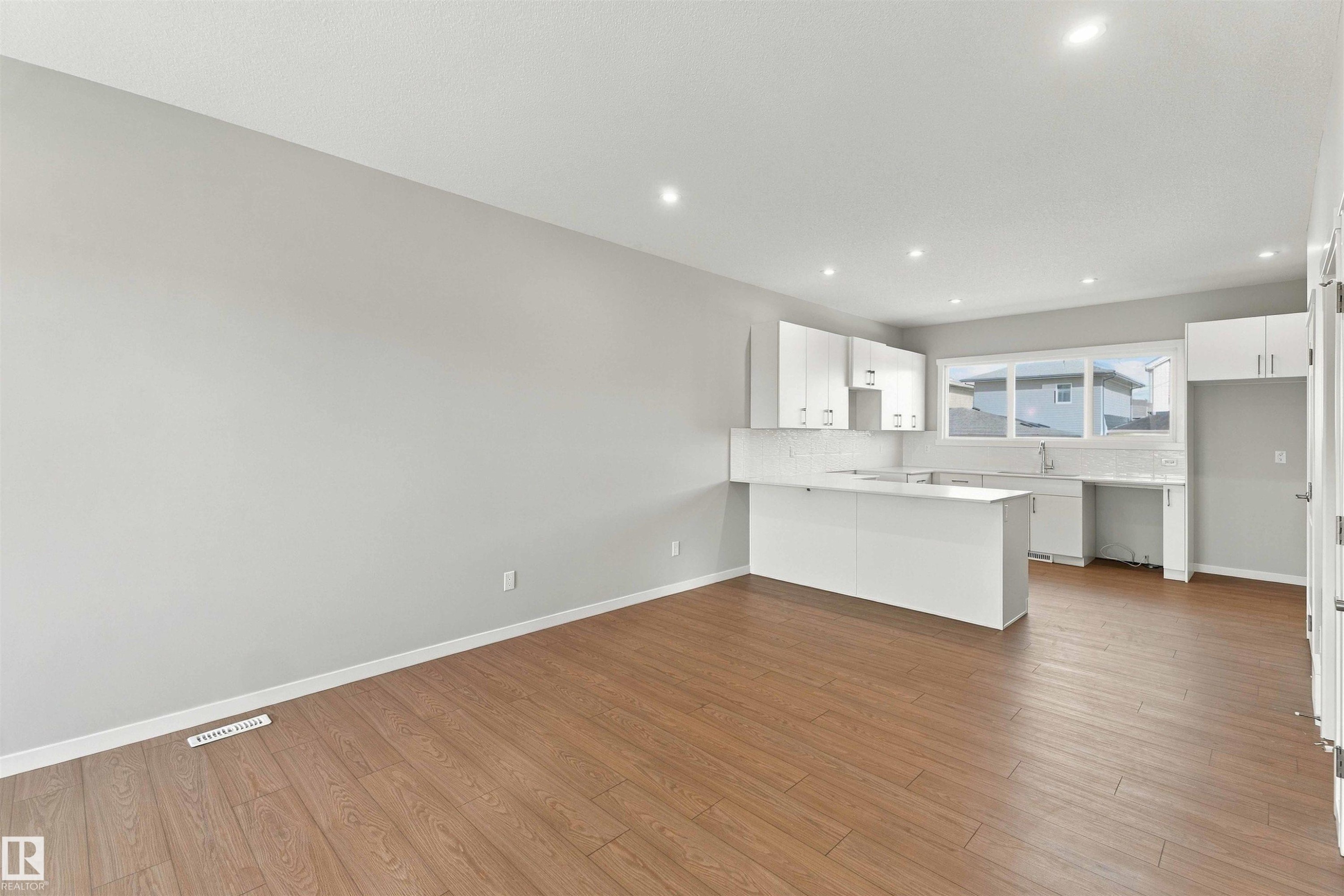1256 Mcleod Avenue, Spruce Grove, AB