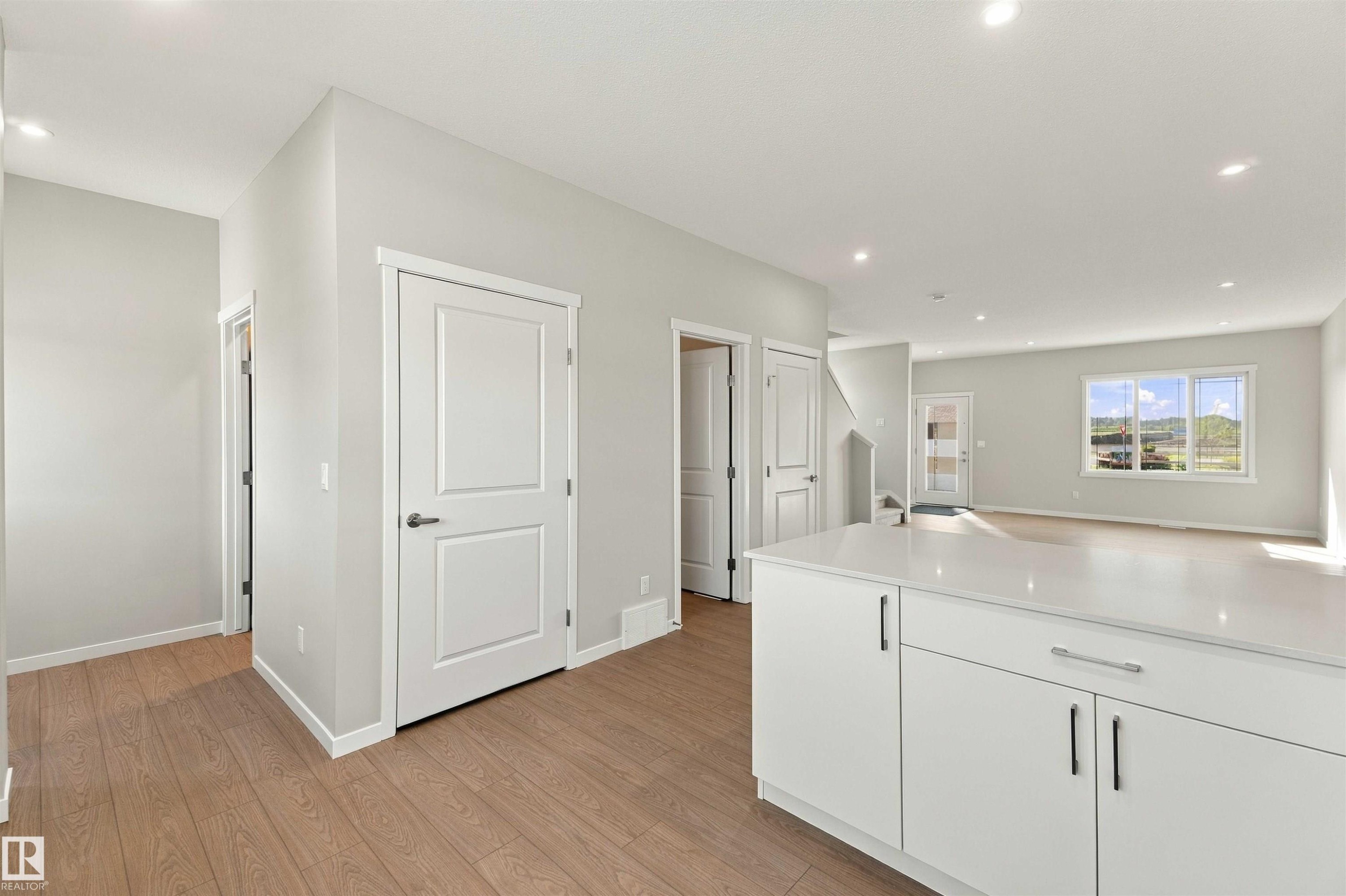 1256 Mcleod Avenue, Spruce Grove, AB