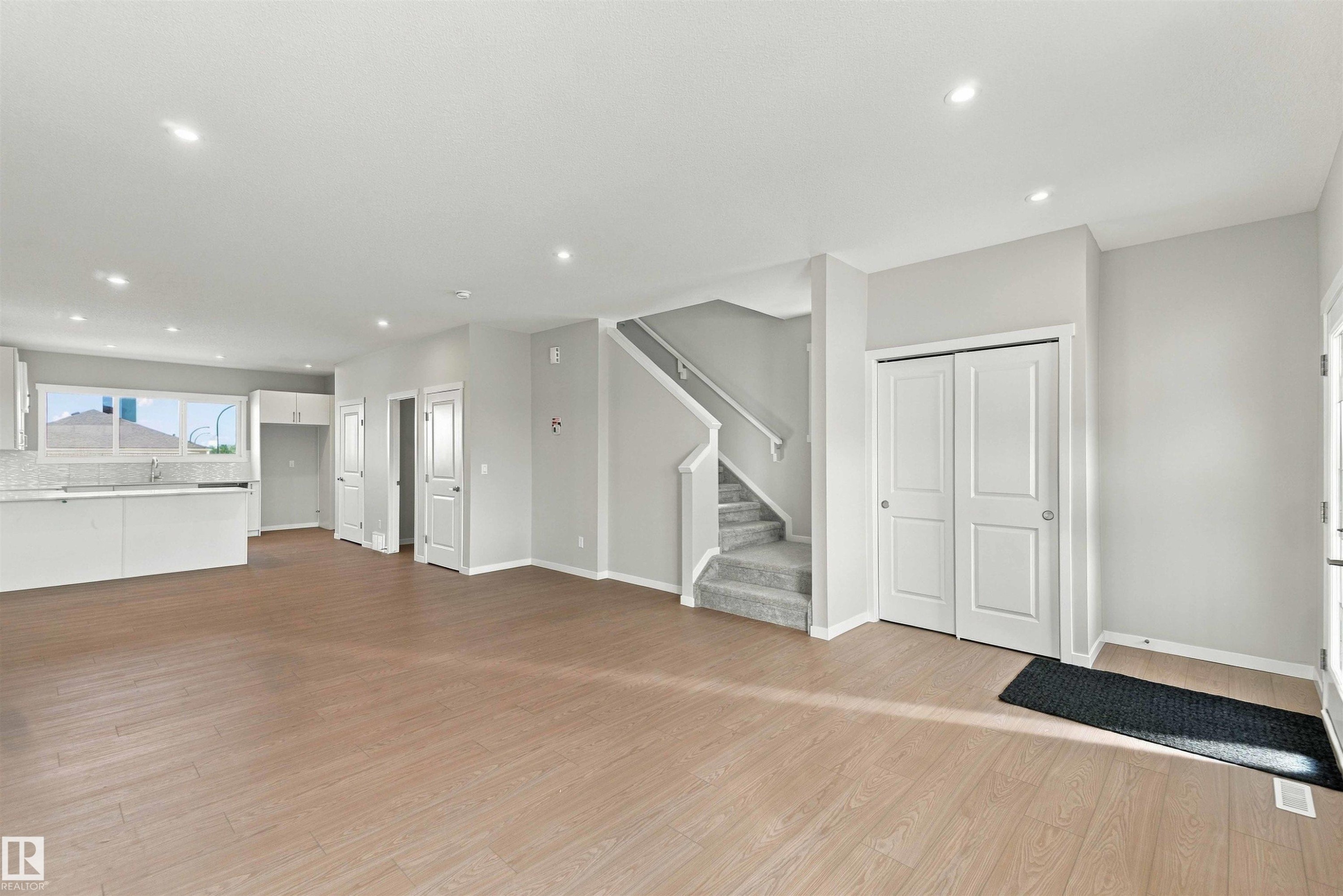 1256 Mcleod Avenue, Spruce Grove, AB