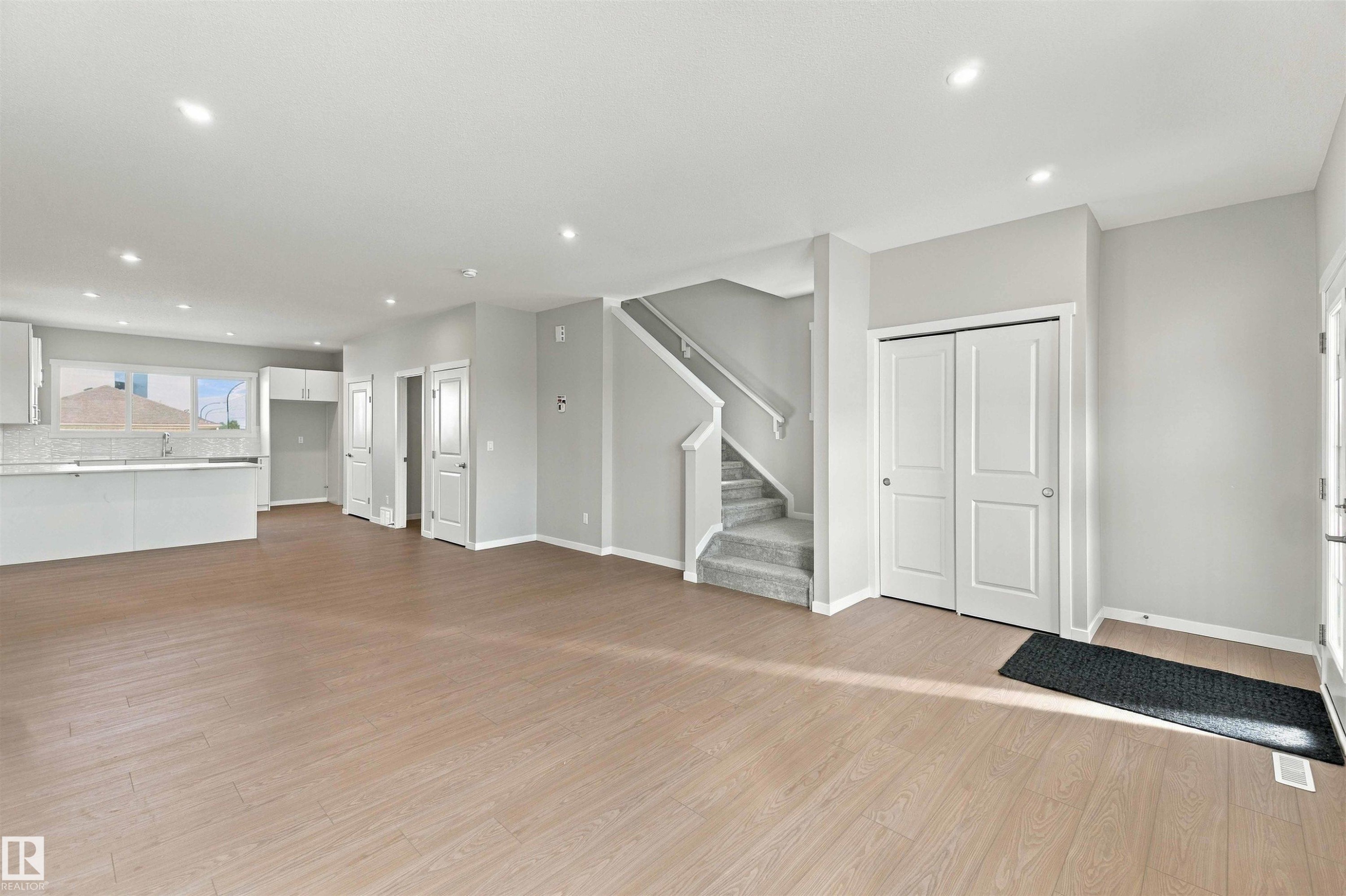 1256 Mcleod Avenue, Spruce Grove, AB