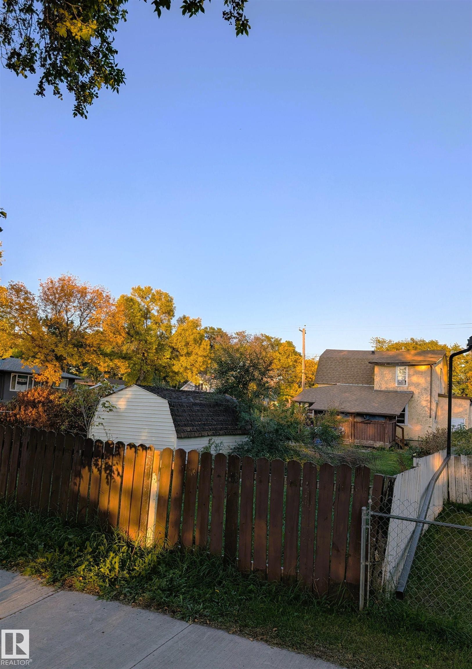 Additional content - 9115 119 Avenue Nw, Edmonton, AB