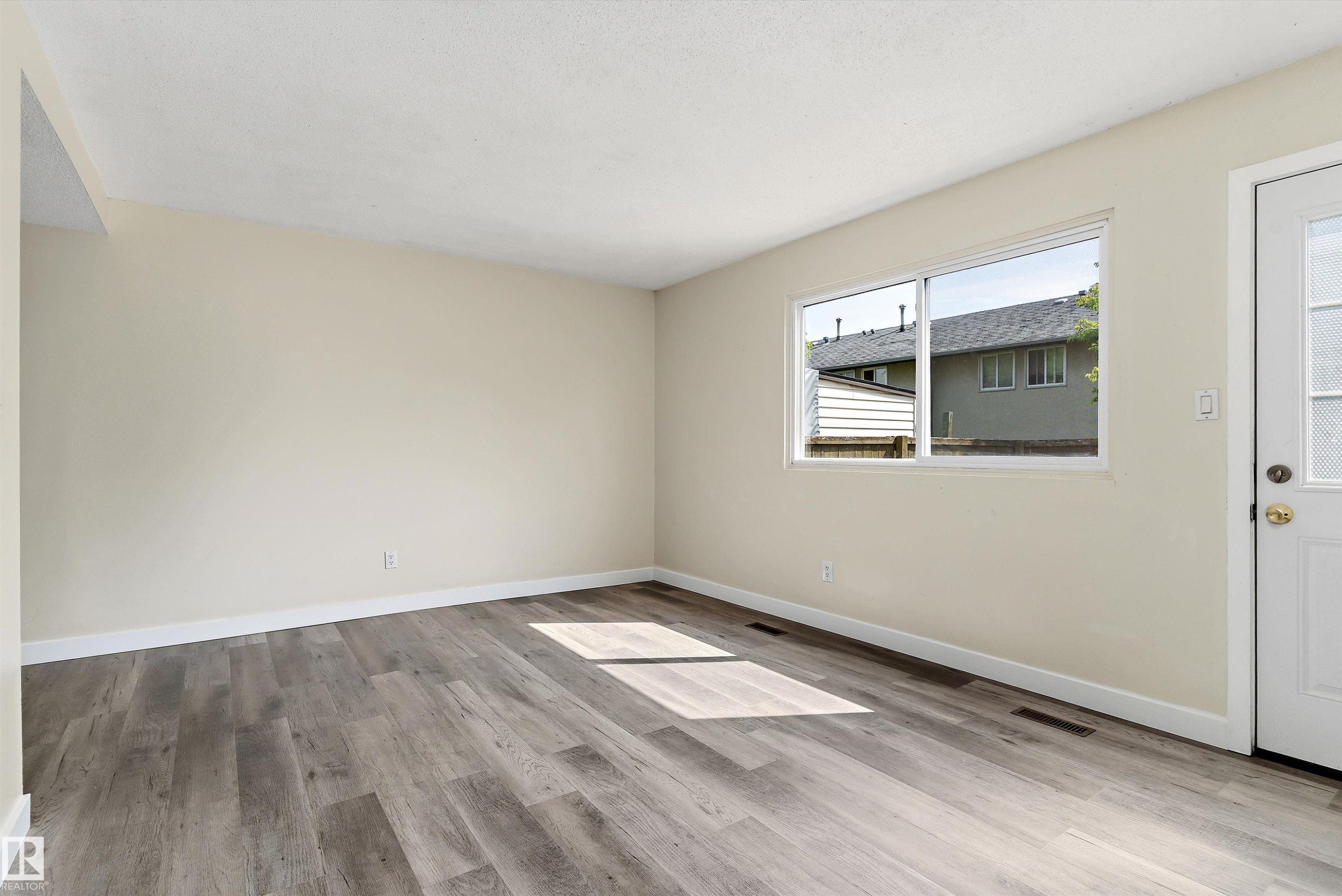 899 Abbotsfield Road Nw, Edmonton, AB