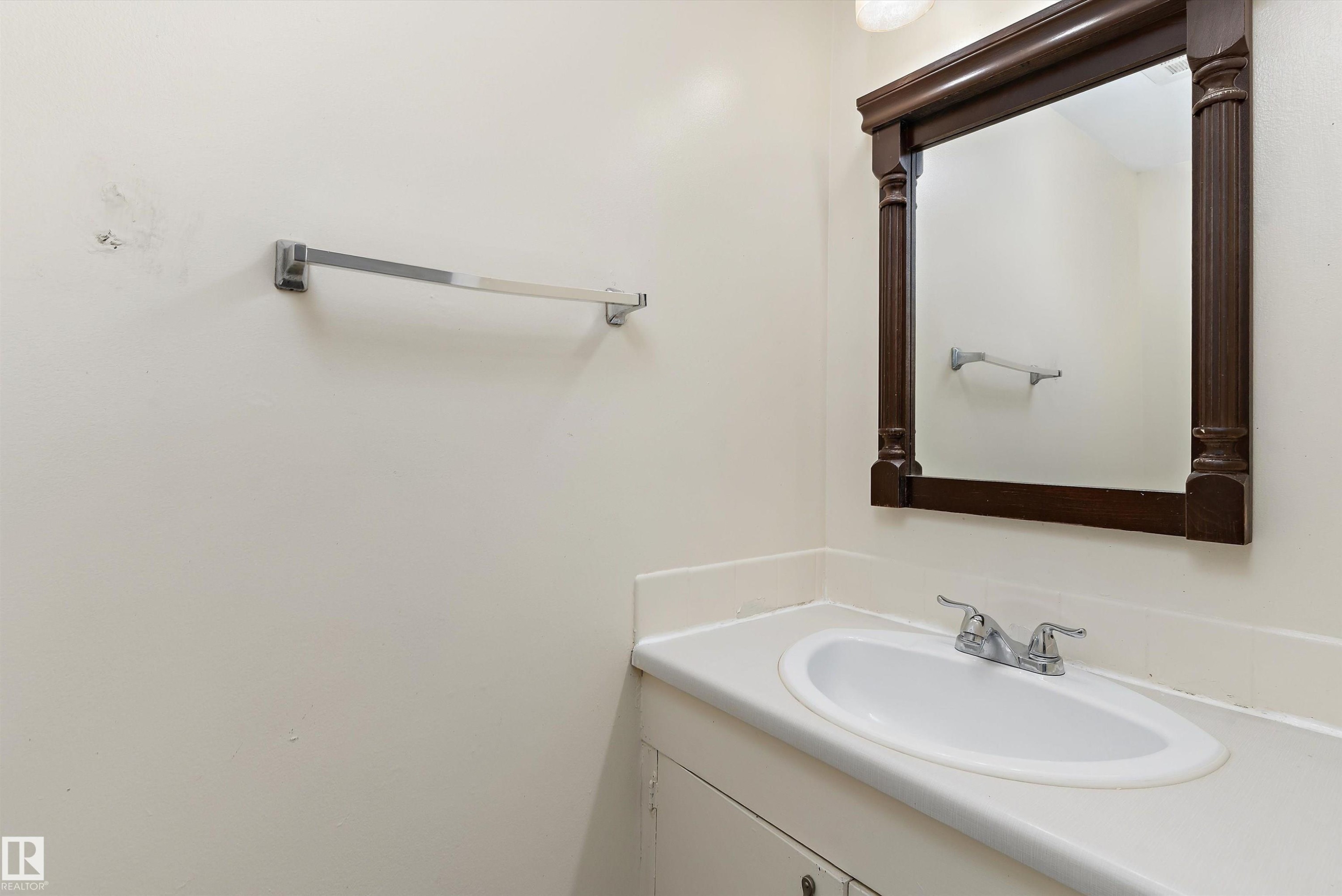 899 Abbotsfield Road Nw, Edmonton, AB