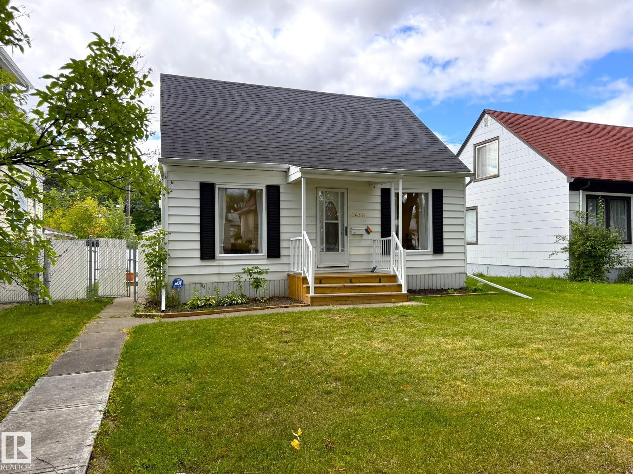 11416 90 Street Nw, Edmonton, AB