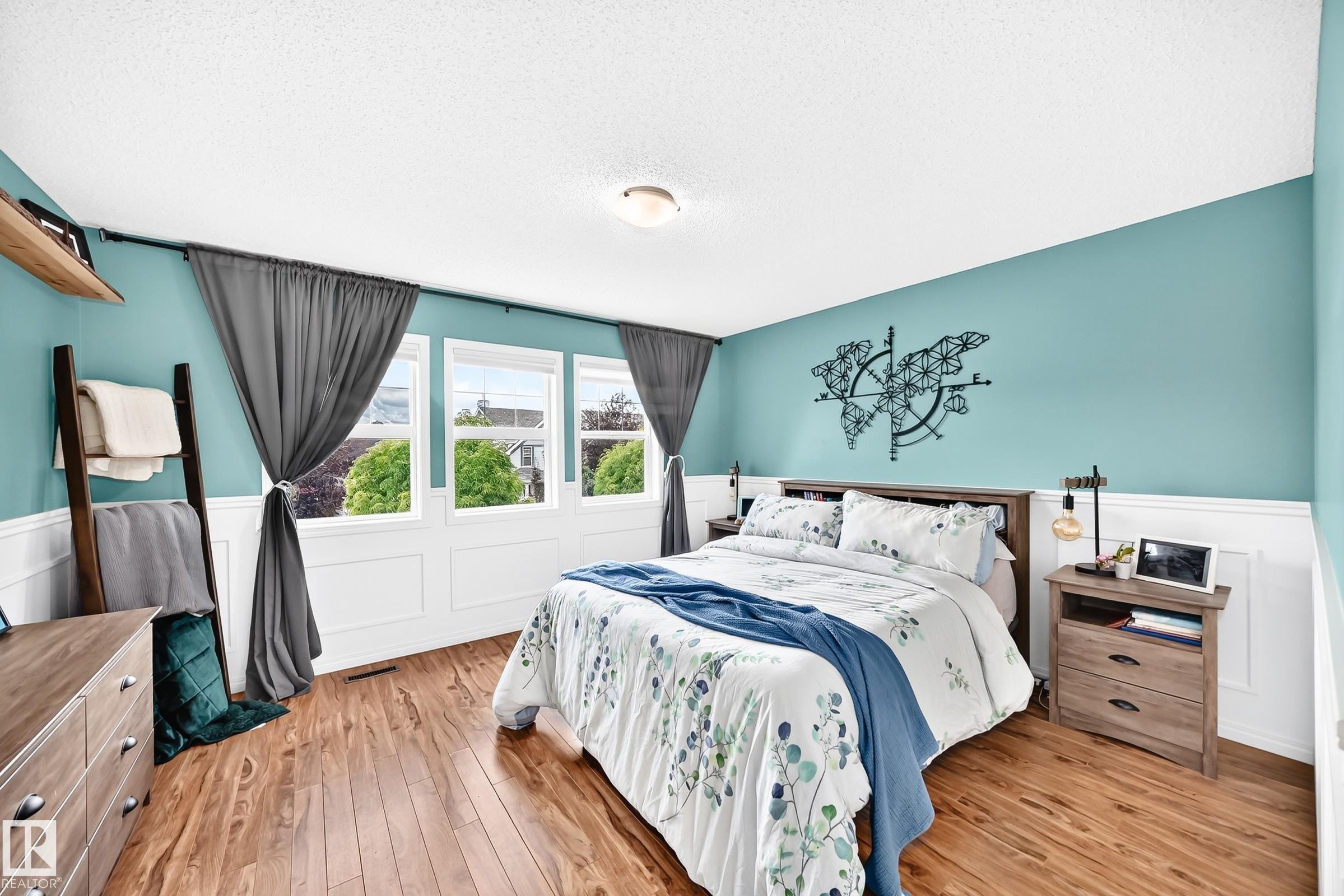 7839 14 Avenue Sw, Edmonton, AB