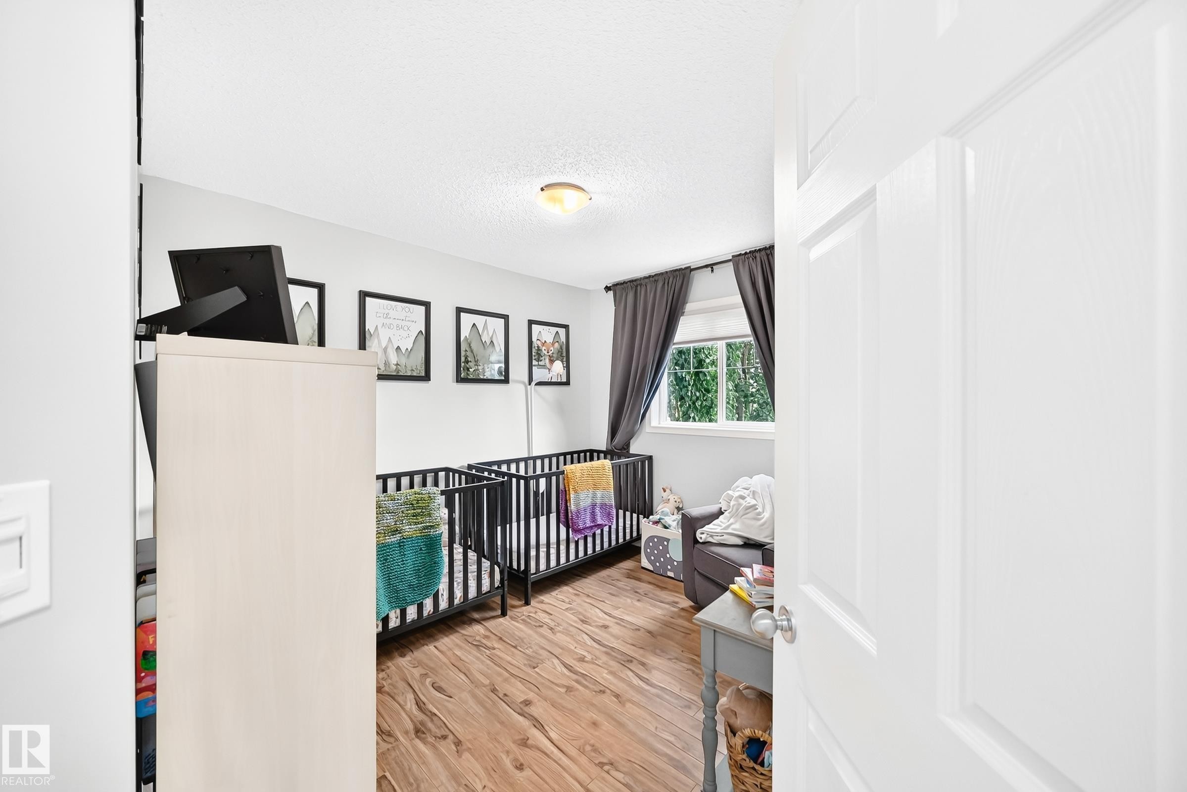 7839 14 Avenue Sw, Edmonton, AB