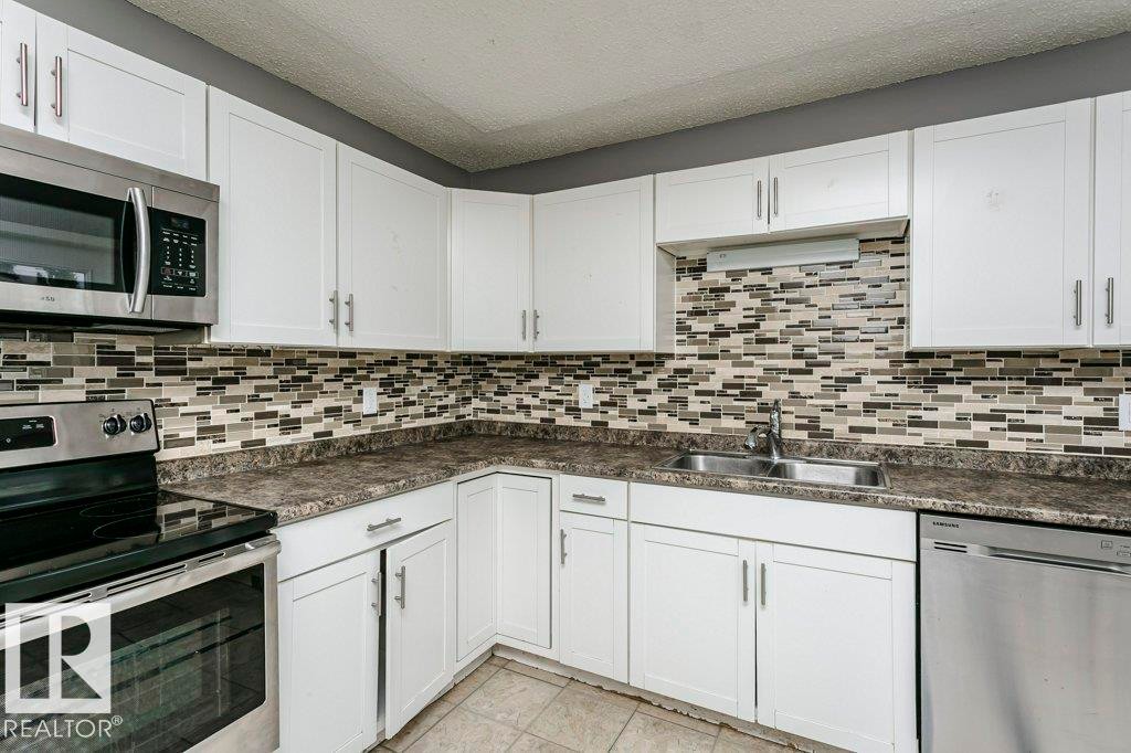 5807 52 Avenue, Redwater, AB