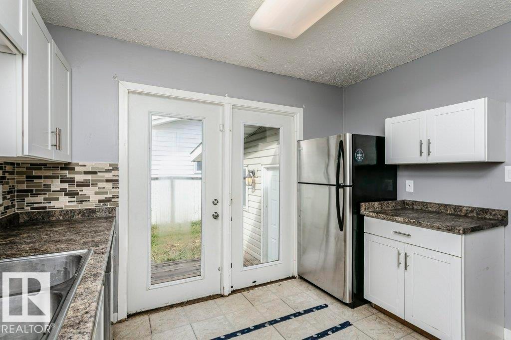 5807 52 Avenue, Redwater, AB