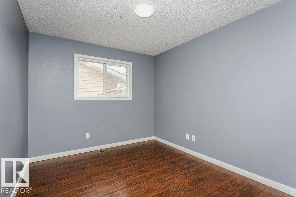 5807 52 Avenue, Redwater, AB